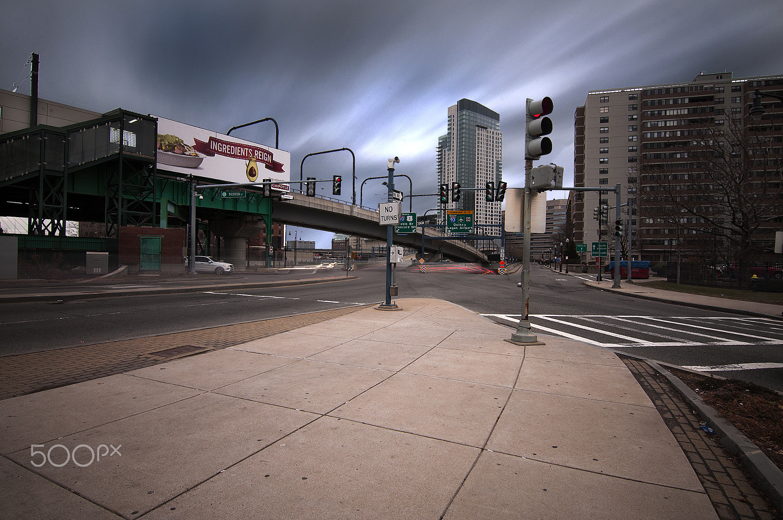 Nikon D5000 sample photo. Empty intersection photography