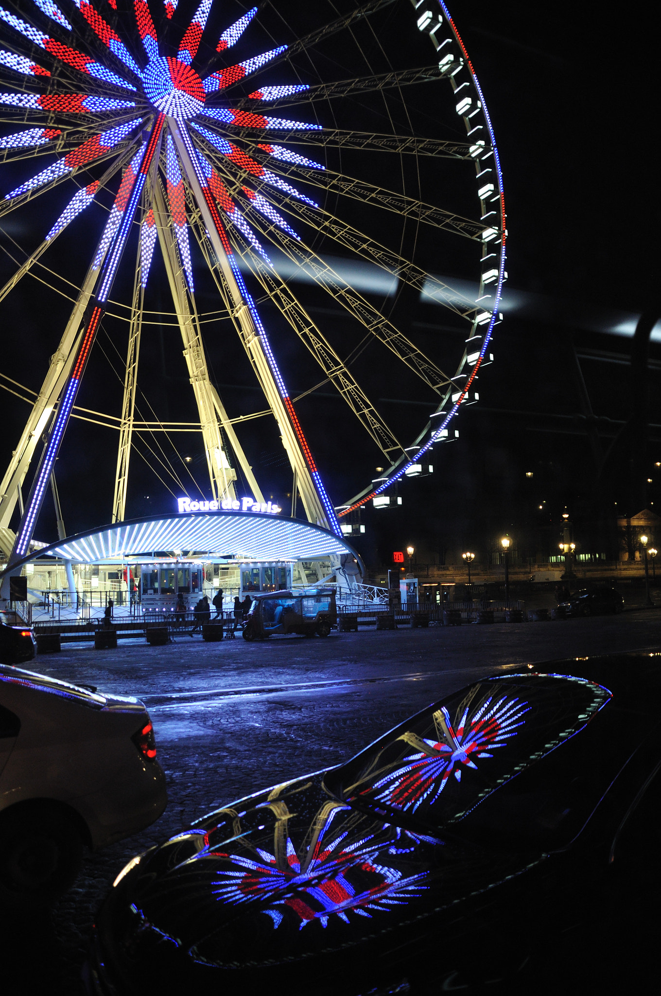 Nikon D90 + Sigma 18-200mm F3.5-6.3 DC sample photo. Grande roue de paris photography