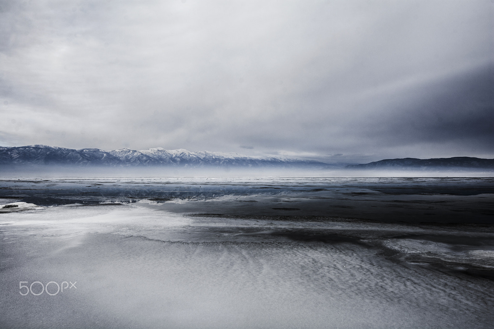 Nikon AF-S Nikkor 16-35mm F4G ED VR sample photo. Frozen reflections photography
