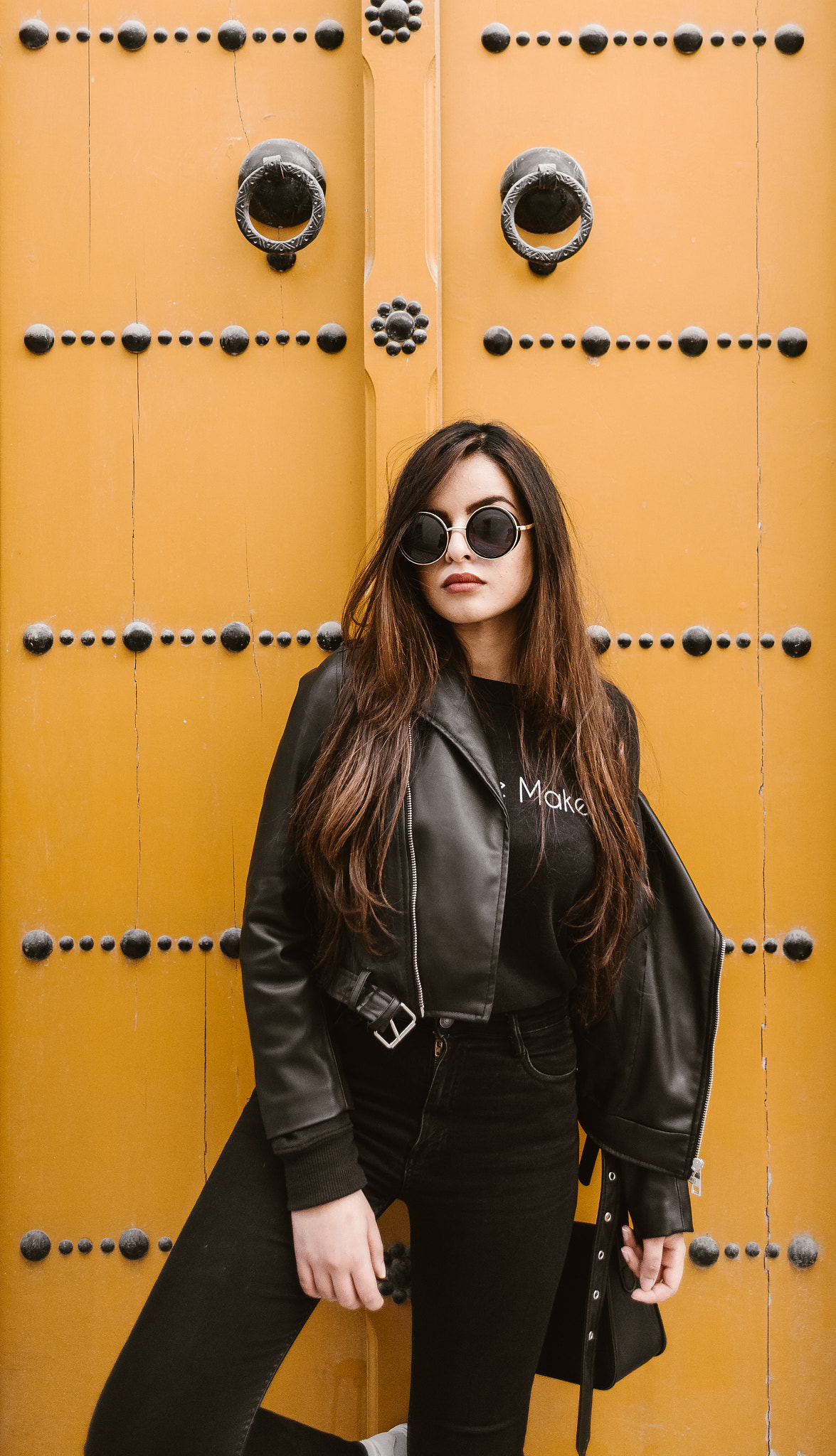 Nikon AF Nikkor 24mm F2.8D sample photo. Chasing portraits photography