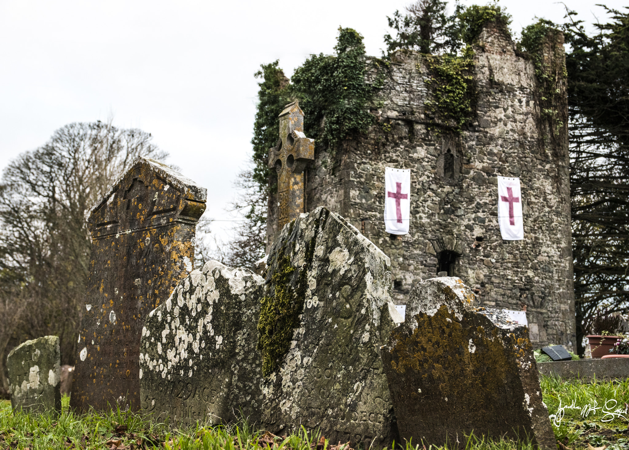 Sigma 17-70mm F2.8-4 DC Macro OS HSM | C sample photo. Balrothery graveyard photography
