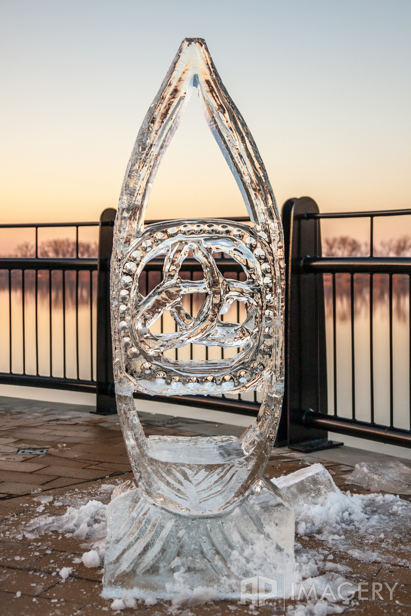 Tamron SP AF 17-50mm F2.8 XR Di II LD Aspherical (IF) sample photo. Event - ice in owensboro photography