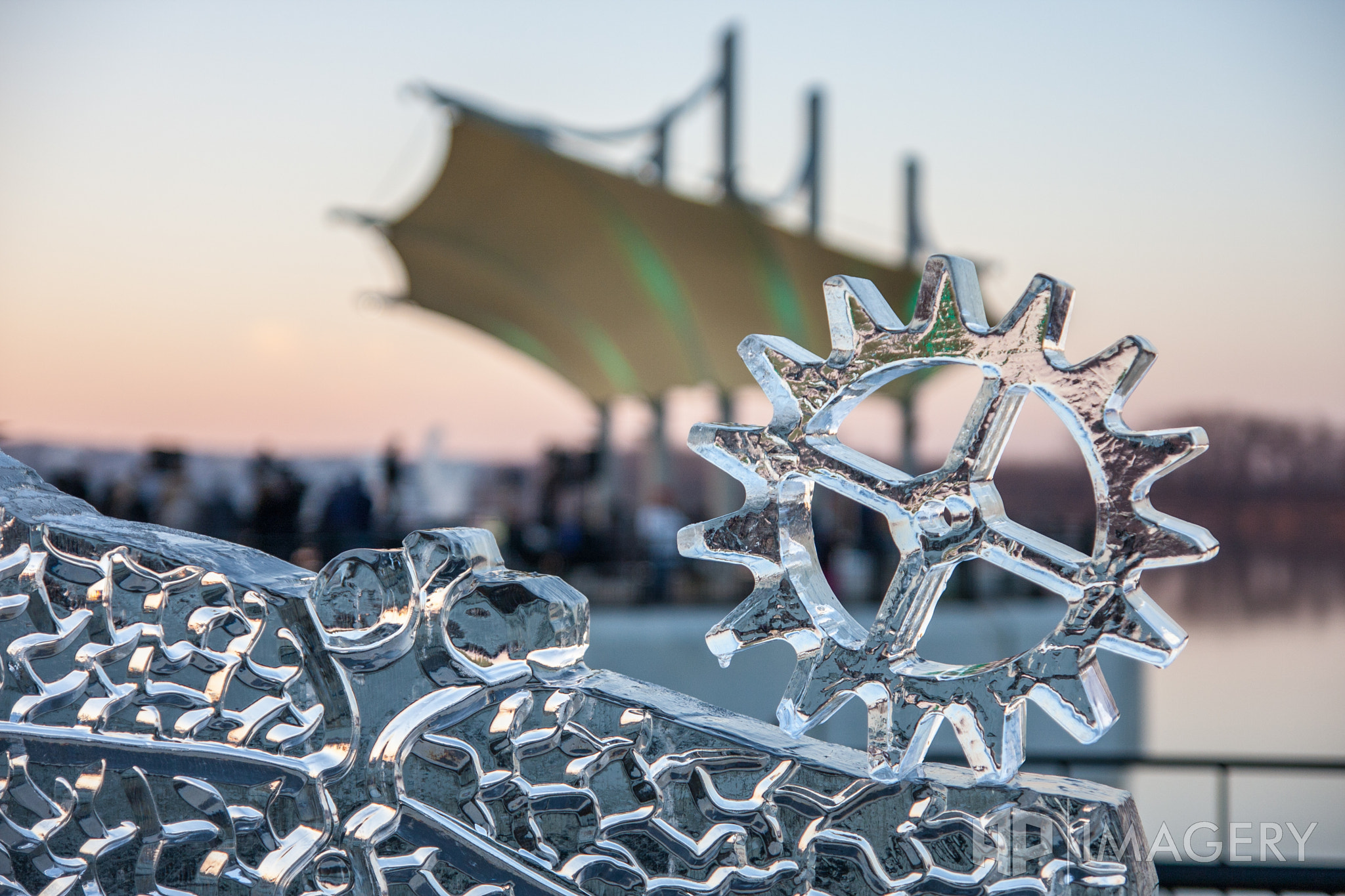 Tamron SP AF 17-50mm F2.8 XR Di II LD Aspherical (IF) sample photo. Event - ice in owensboro photography