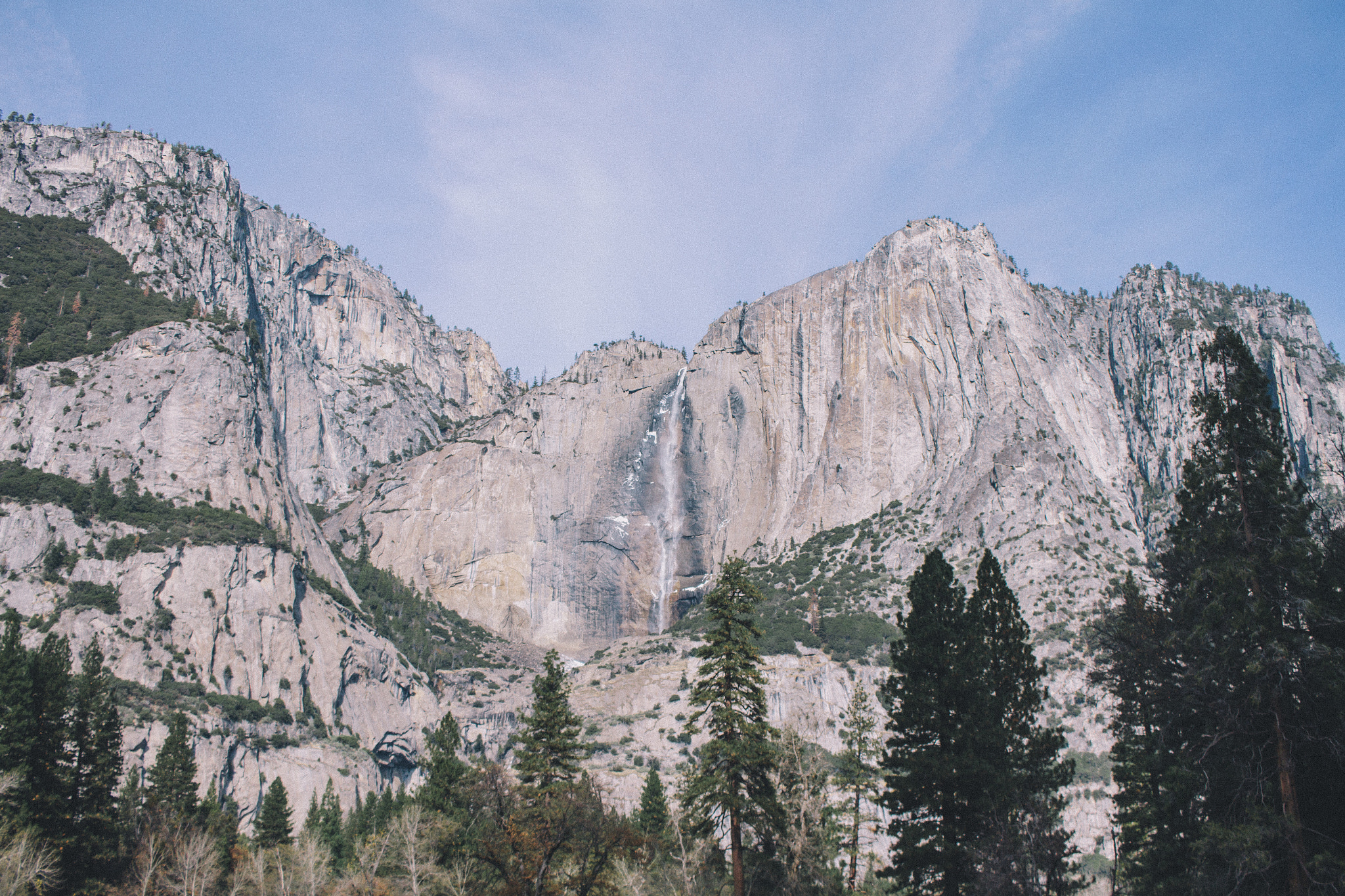 Canon EF-S 24mm F2.8 STM sample photo. Yosemite photography