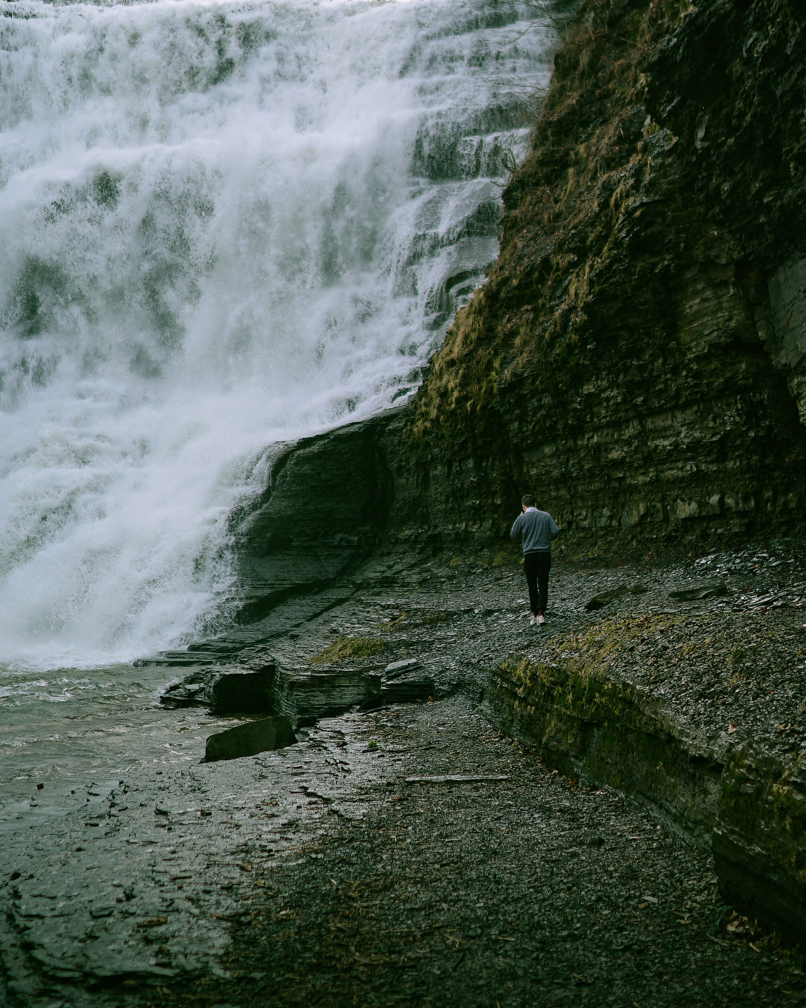 Sony a7S + Sony Distagon T* FE 35mm F1.4 ZA sample photo. Ithaca falls photography