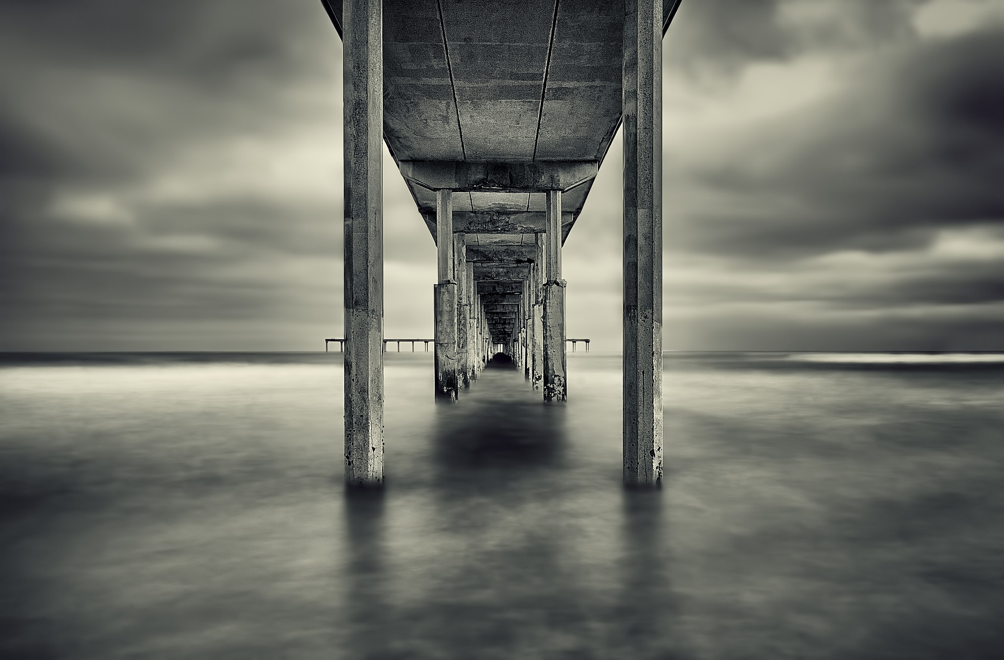 Sigma 10-20mm F4-5.6 EX DC HSM sample photo. “pier” pressure photography