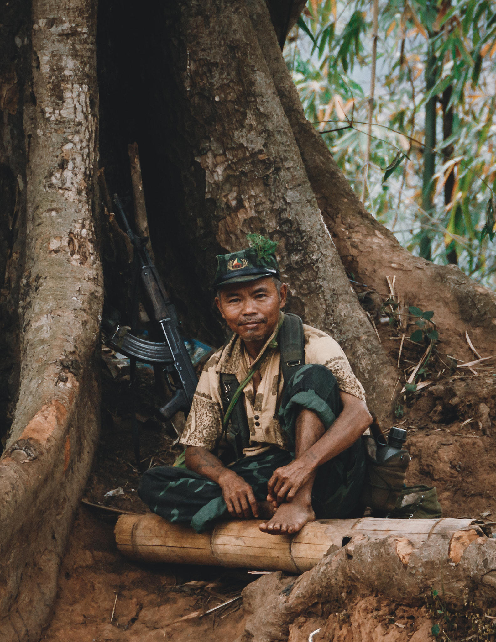 Canon EOS 650D (EOS Rebel T4i / EOS Kiss X6i) sample photo. Rebel soldier | hsipaw, myanmar photography