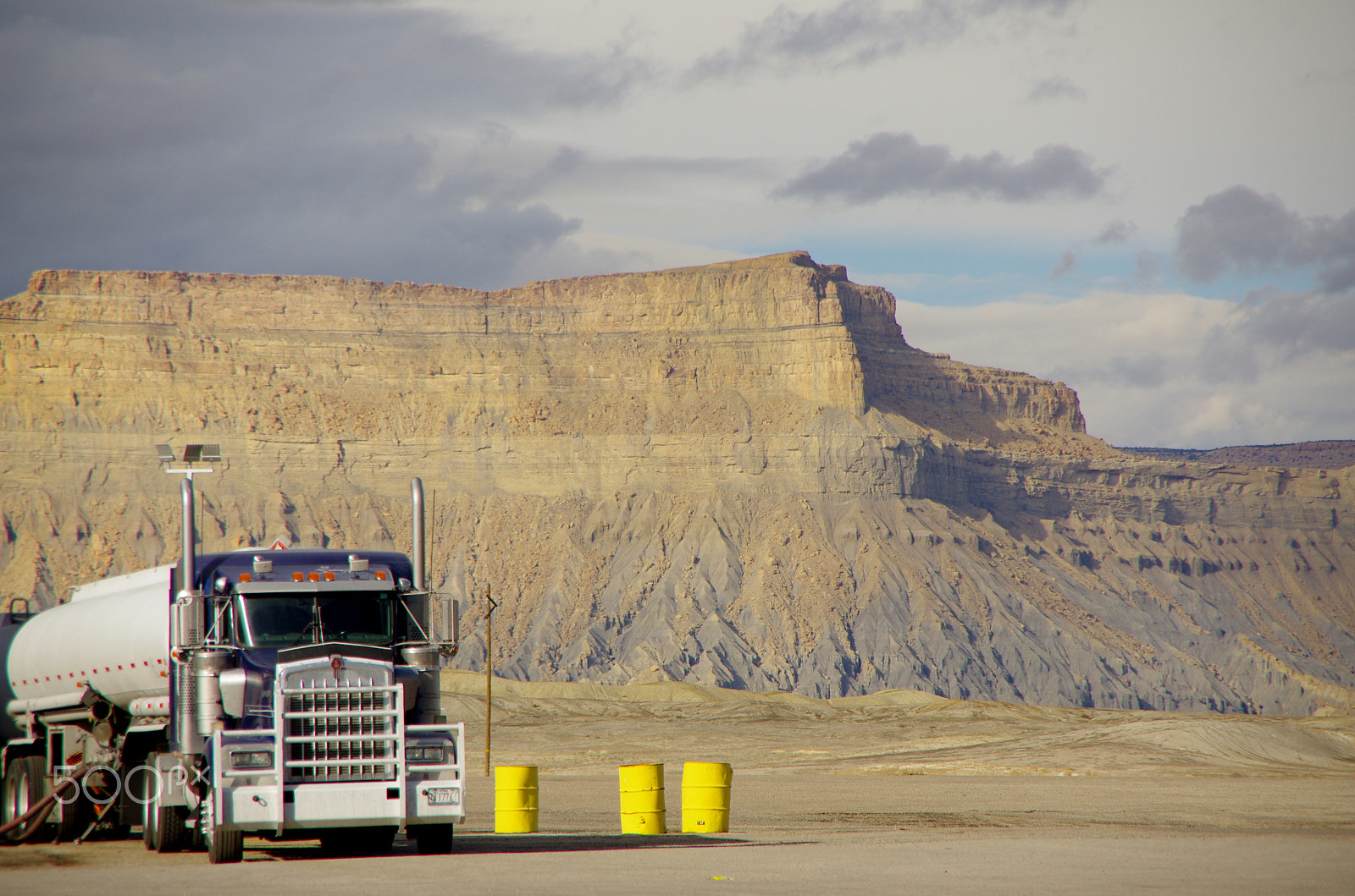 Pentax K-5 sample photo. Truck and mesa photography