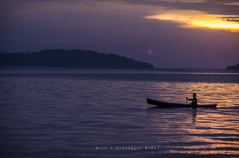 Nikon AF-Nikkor 80-200mm F2.8D ED sample photo. Sunset photography