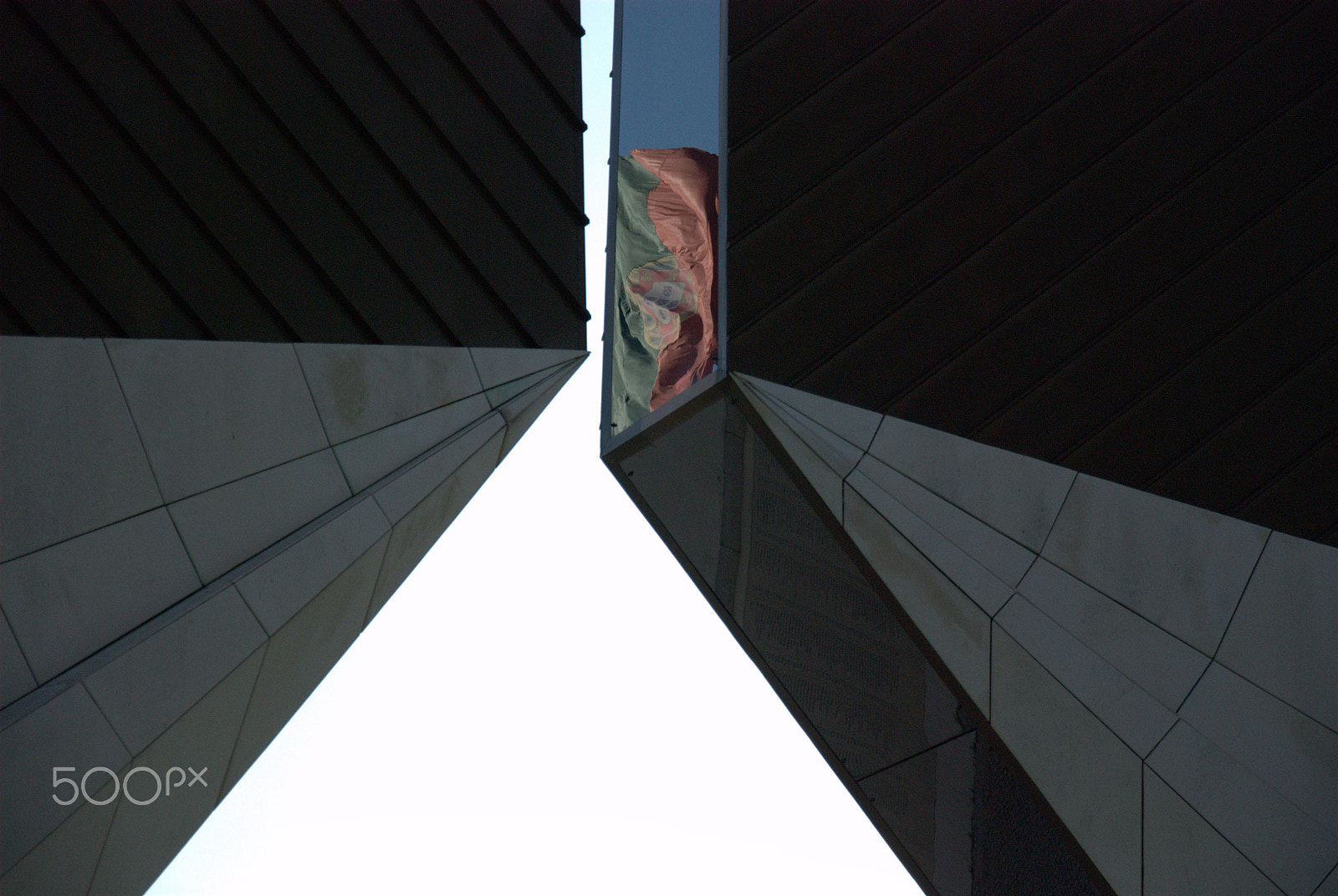 Nikon D80 sample photo. The flag photography