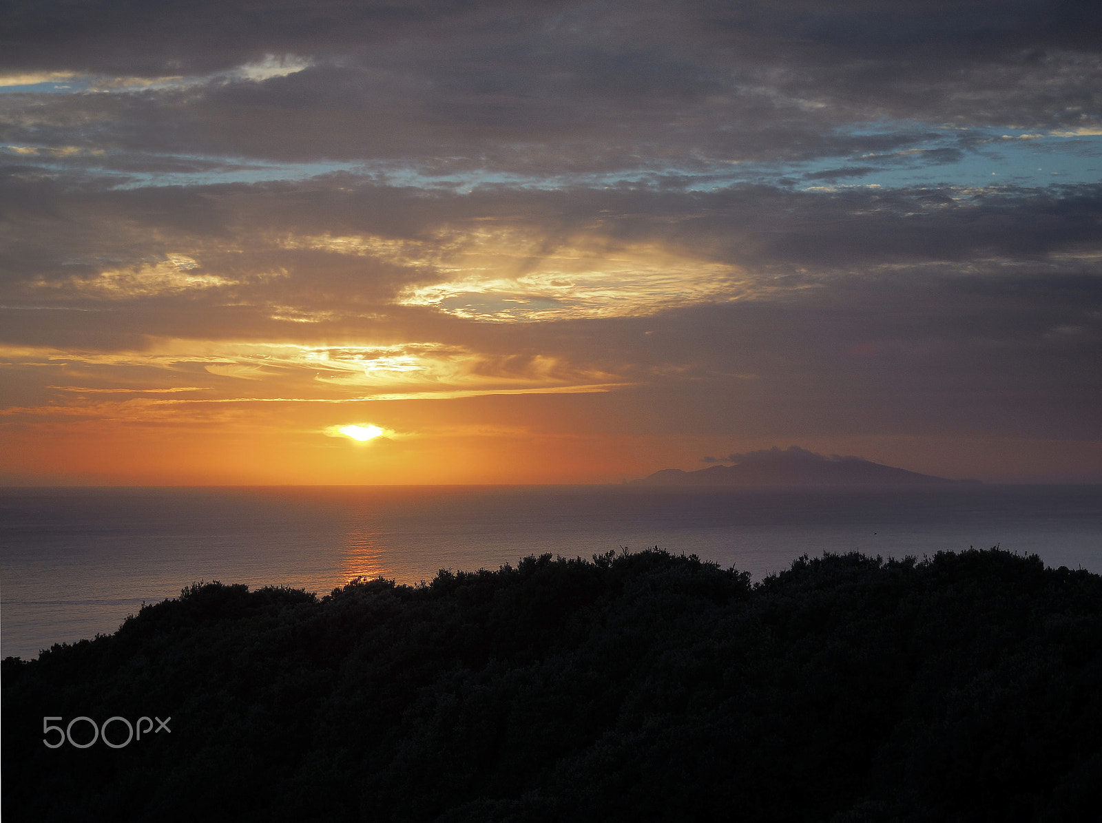 Olympus OM-D E-M5 II sample photo. Nz sunrise photography