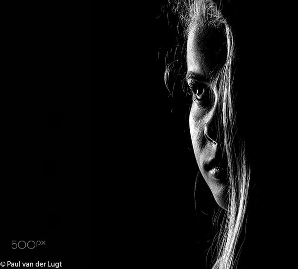 Canon EF 70-200mm F2.8L USM sample photo. Inte in b/w photography