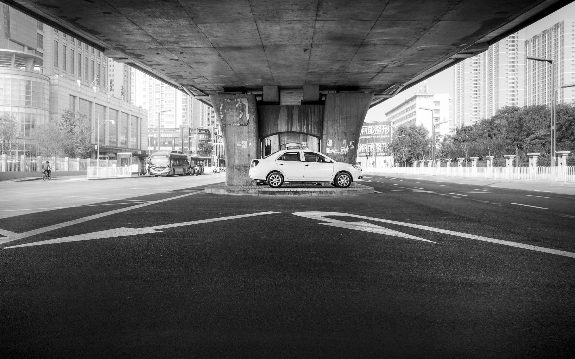 Pentax K-S2 sample photo. Contre sens photography