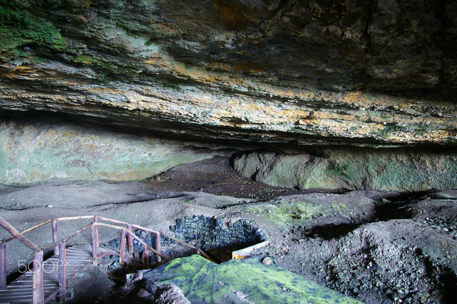 Pentax *ist DL2 sample photo. Nelson bay cave photography
