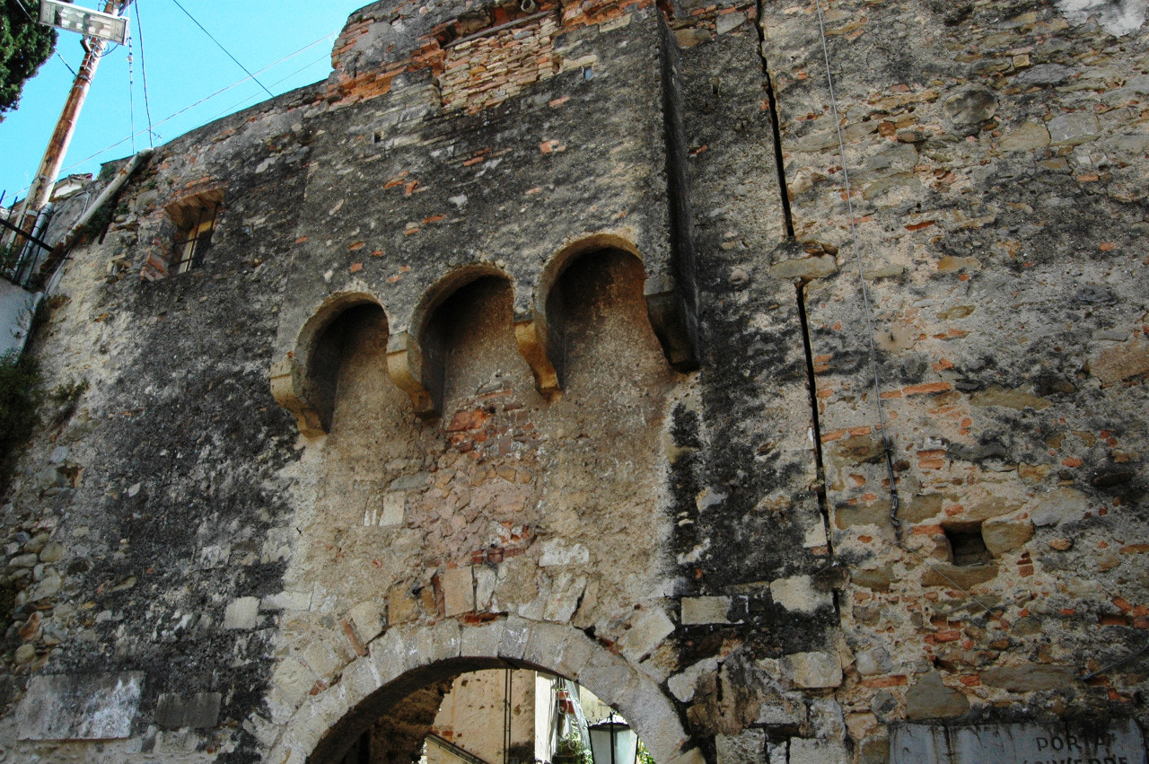 Nikon D70 sample photo. Sanremo (im) - porta di san giuseppe photography