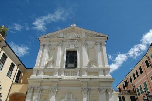 Nikon D70 sample photo. Sanremo (im) - chiesa di santo stefano photography