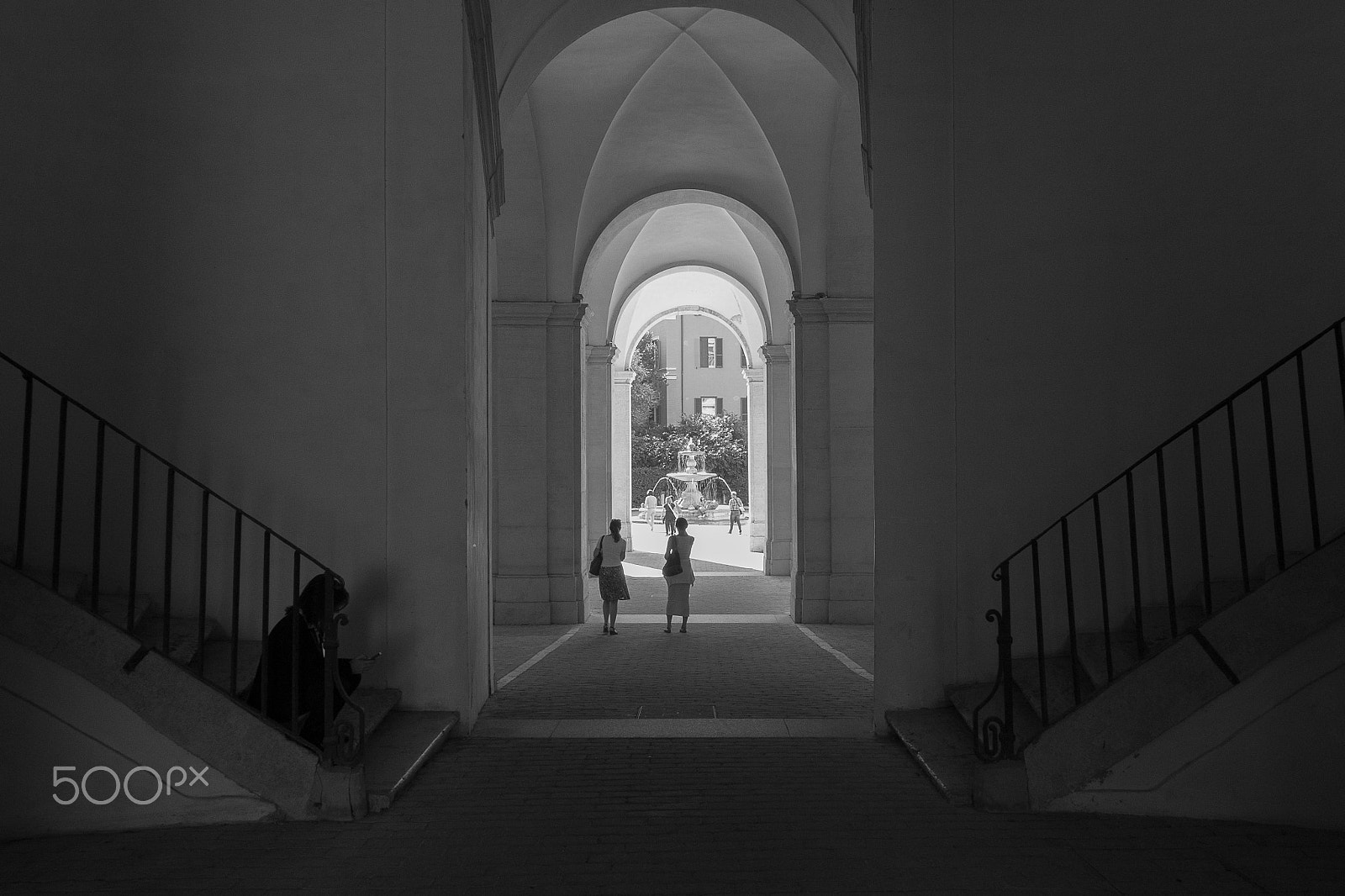 Canon EOS 500D (EOS Rebel T1i / EOS Kiss X3) sample photo. Rome, palazzo barberini photography