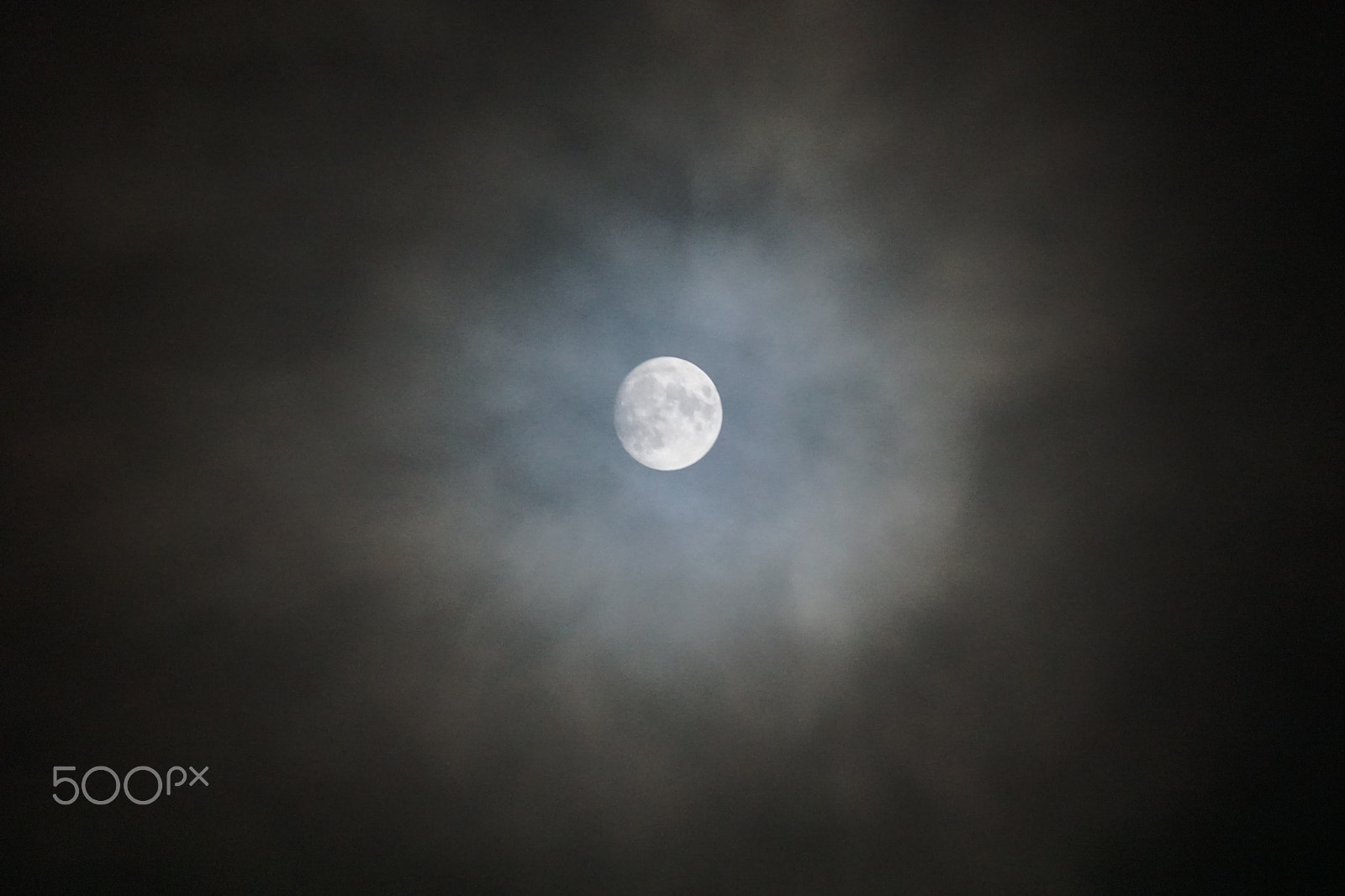 Sony E 55-210mm F4.5-6.3 OSS sample photo. Moon photography