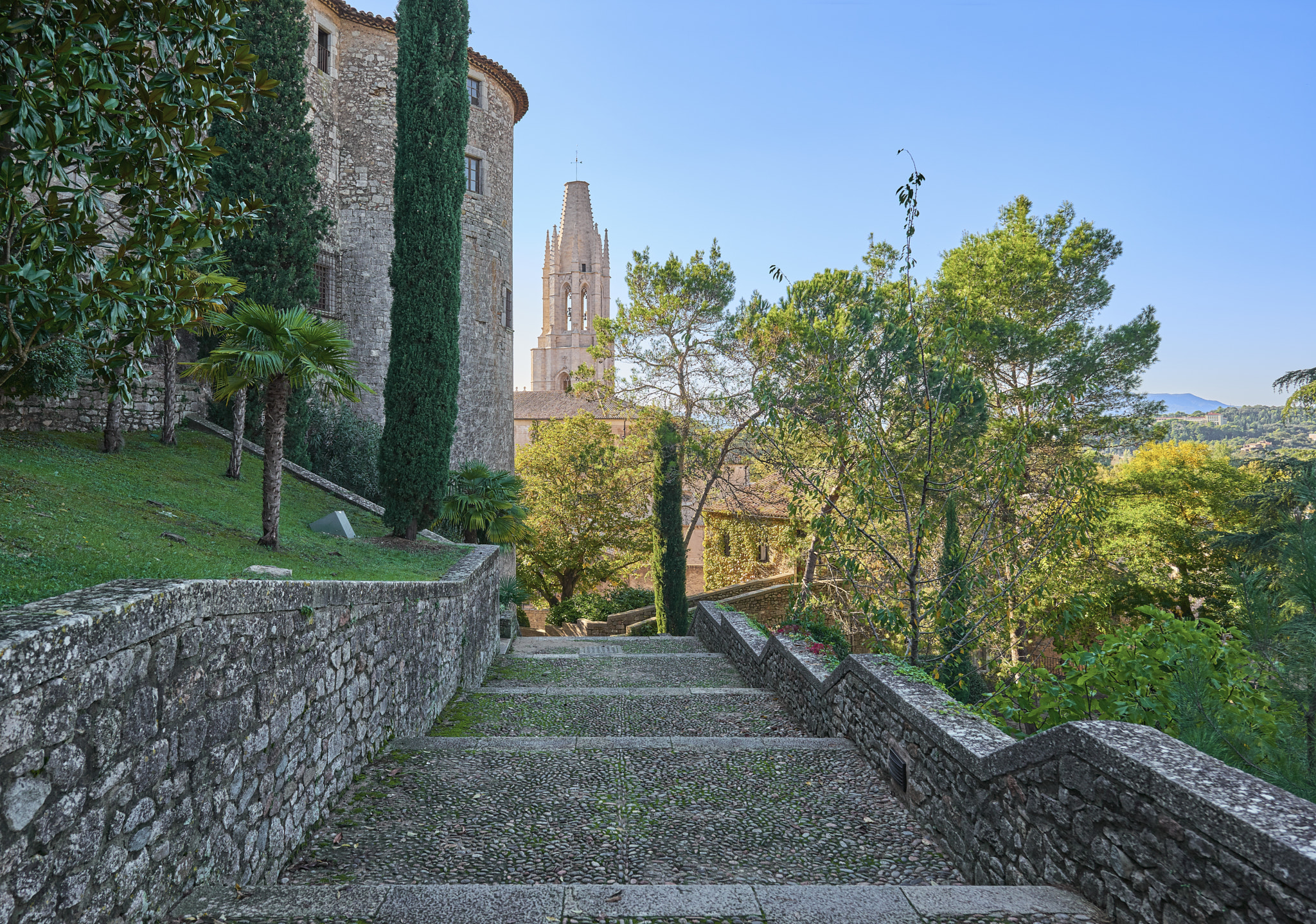 Nikon AF-S Nikkor 14-24mm F2.8G ED sample photo. Muralla de gerona photography