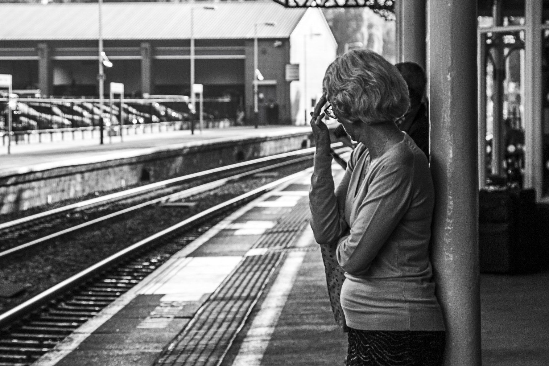 Canon EOS 450D (EOS Rebel XSi / EOS Kiss X2) sample photo. Where's that train? photography