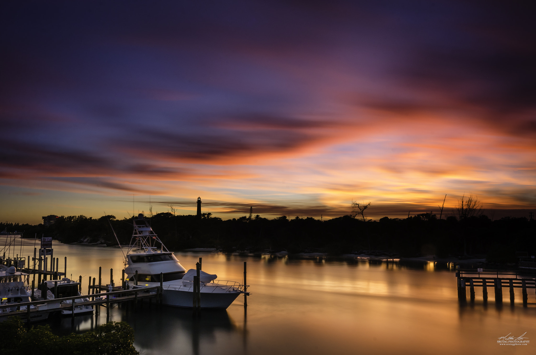 Nikon AF-S Nikkor 17-35mm F2.8D ED-IF sample photo. Jupiter sunset photography