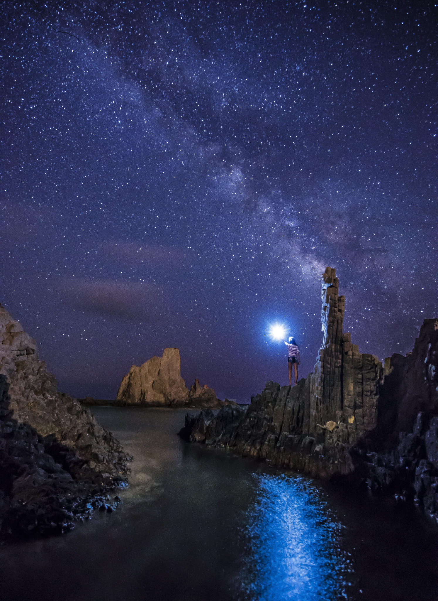 Tamron SP 15-30mm F2.8 Di VC USD sample photo. Sky hunter photography