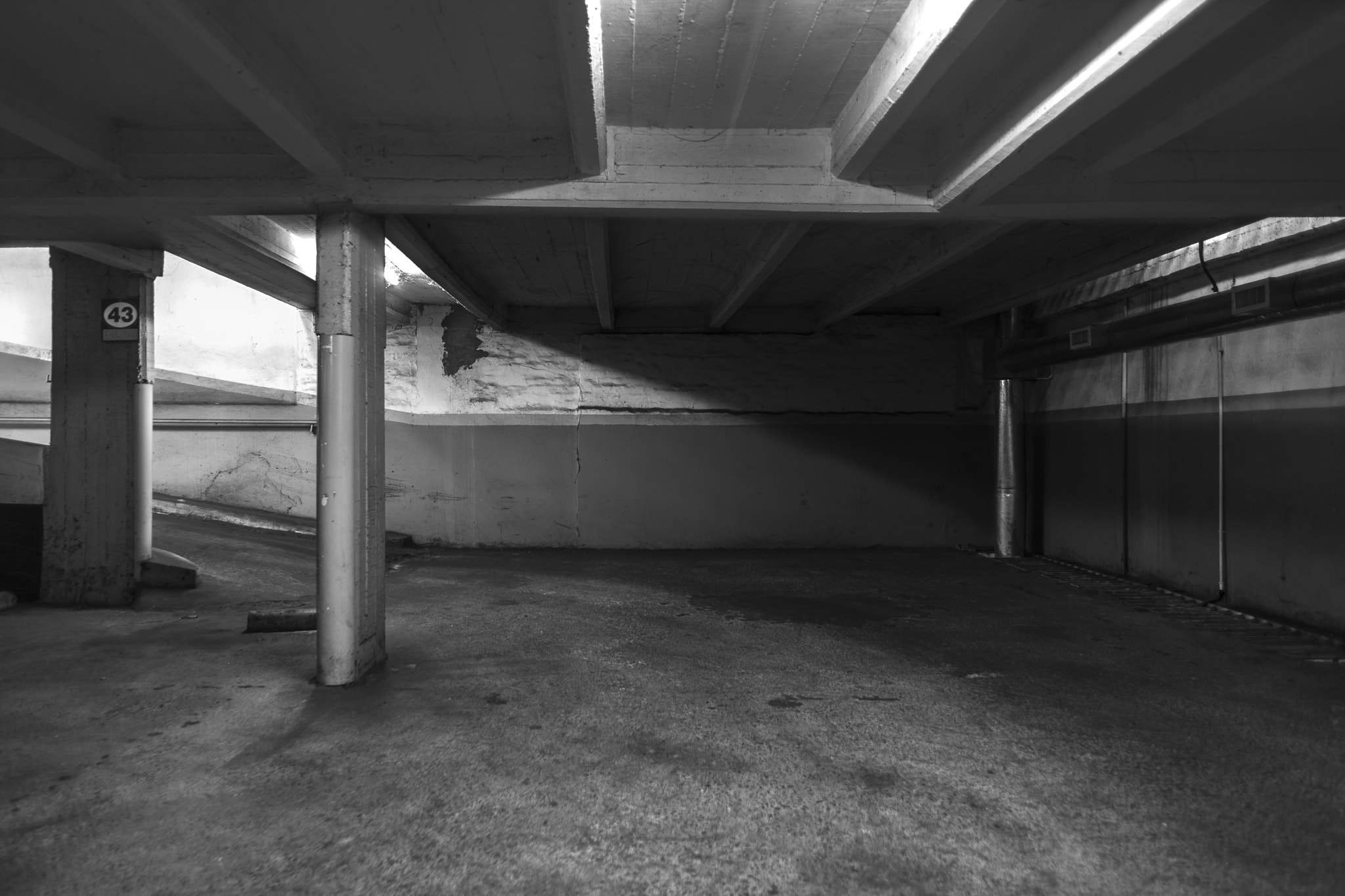 Nikon AF Nikkor 24mm F2.8D sample photo. Old depot photography