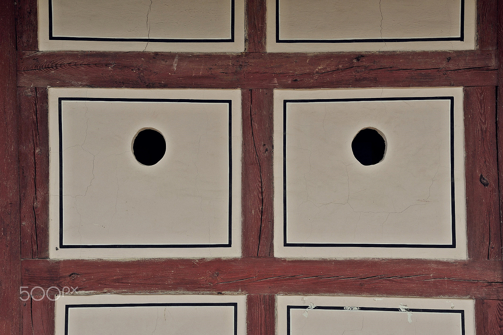 Nikon AF-S Nikkor 28-70mm F2.8 ED-IF sample photo. Eyes on the wall photography