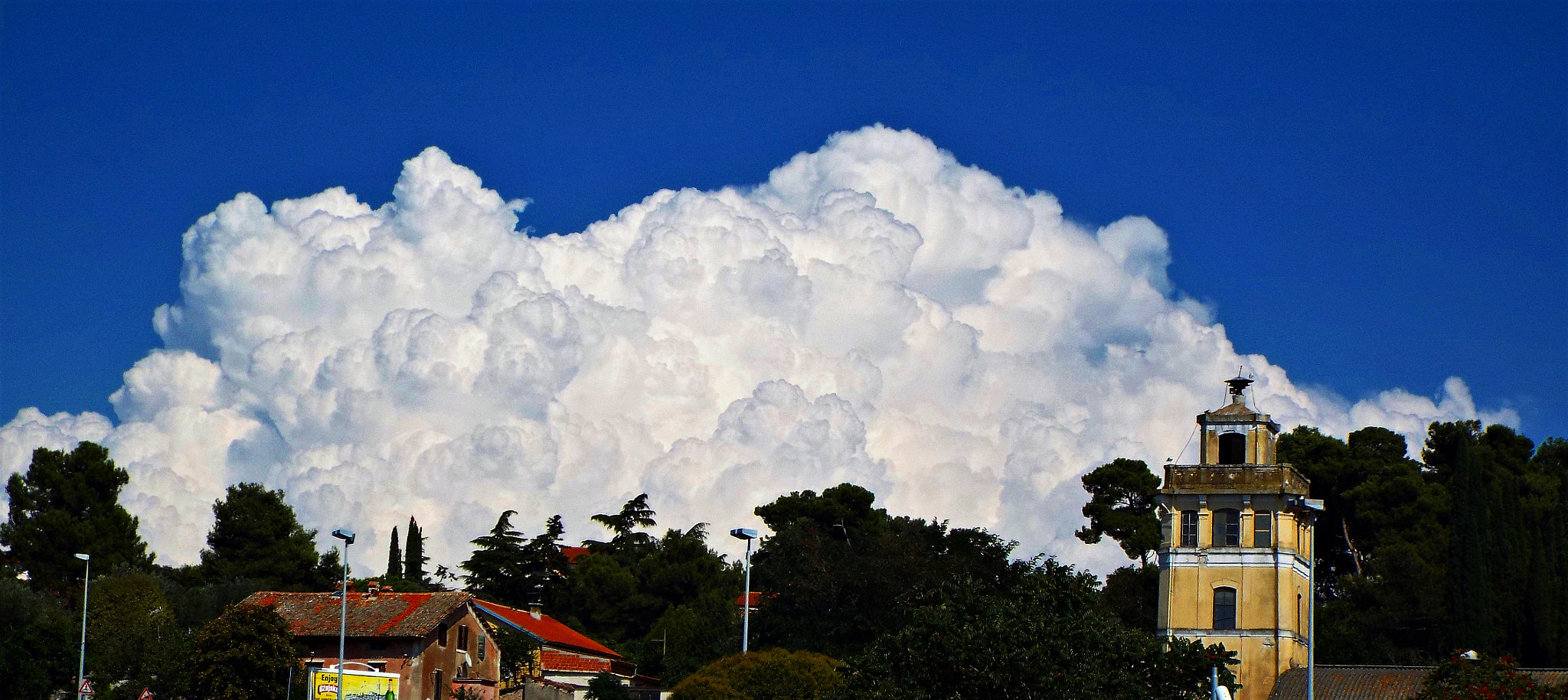 Fujifilm FinePix S8300 sample photo. Cloud photography