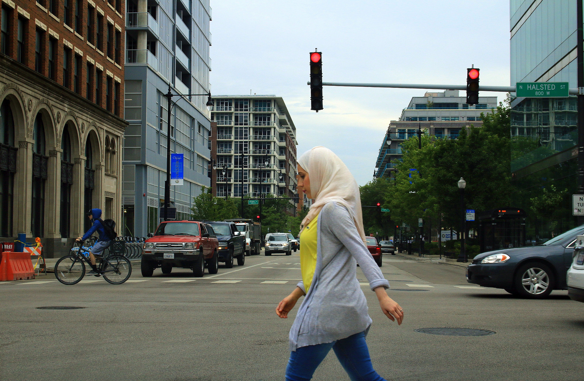 Canon EF-S 18-55mm F3.5-5.6 II sample photo. Halsted street, greektown, chicago photography