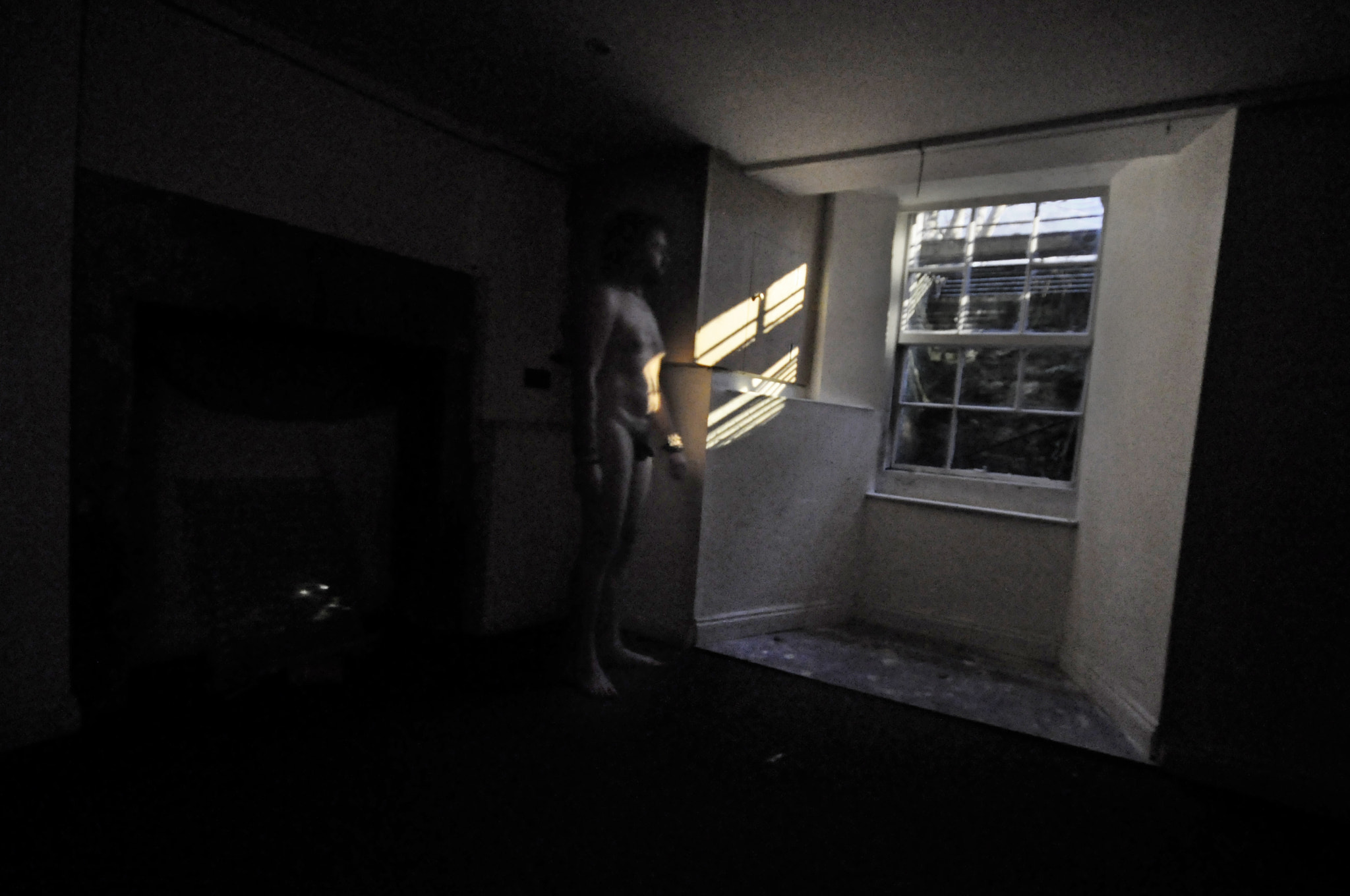 Sigma 10-20mm F4-5.6 EX DC HSM sample photo. Window photography