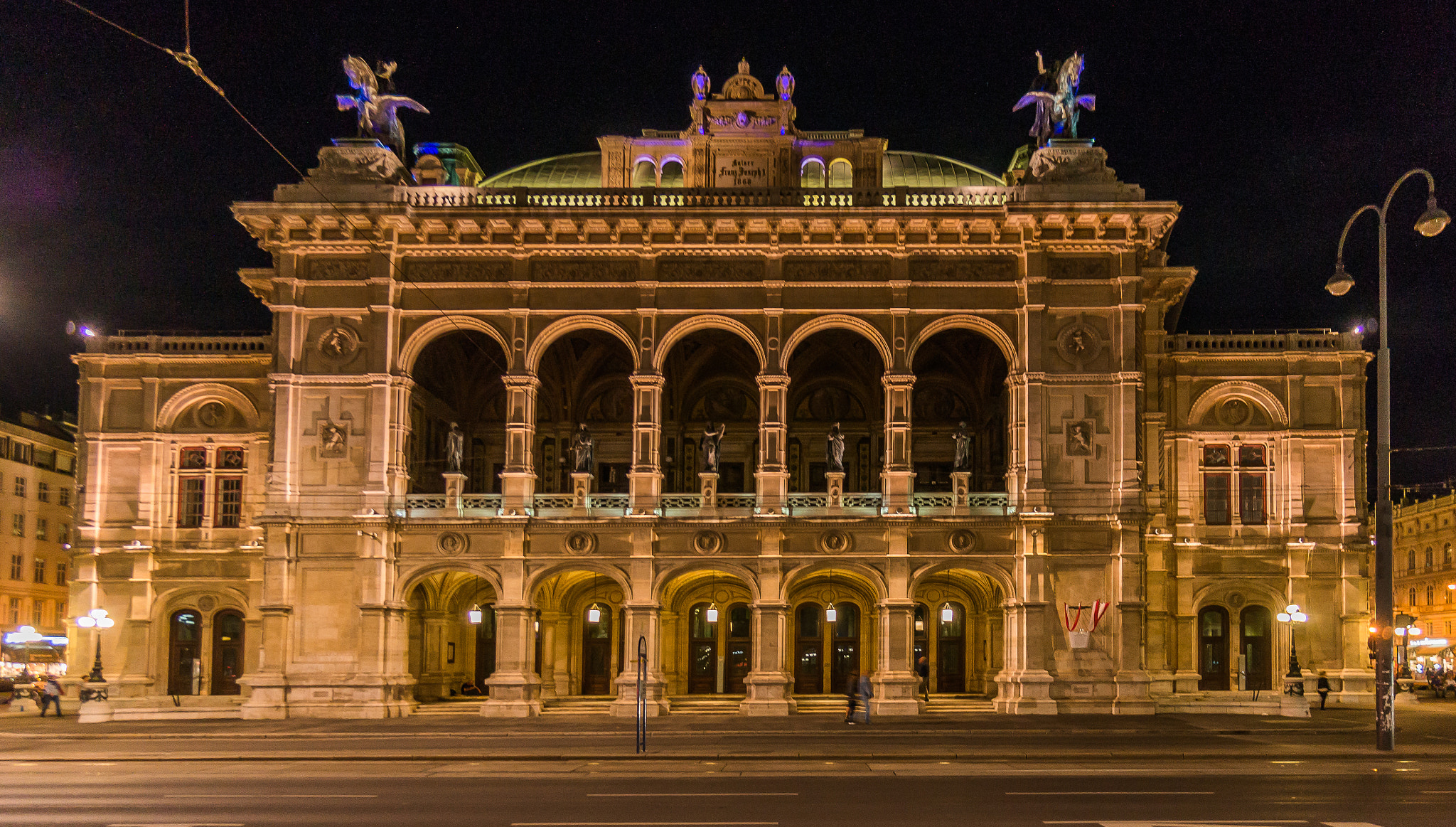 Sony Alpha NEX-6 sample photo. Staatsoper ii photography