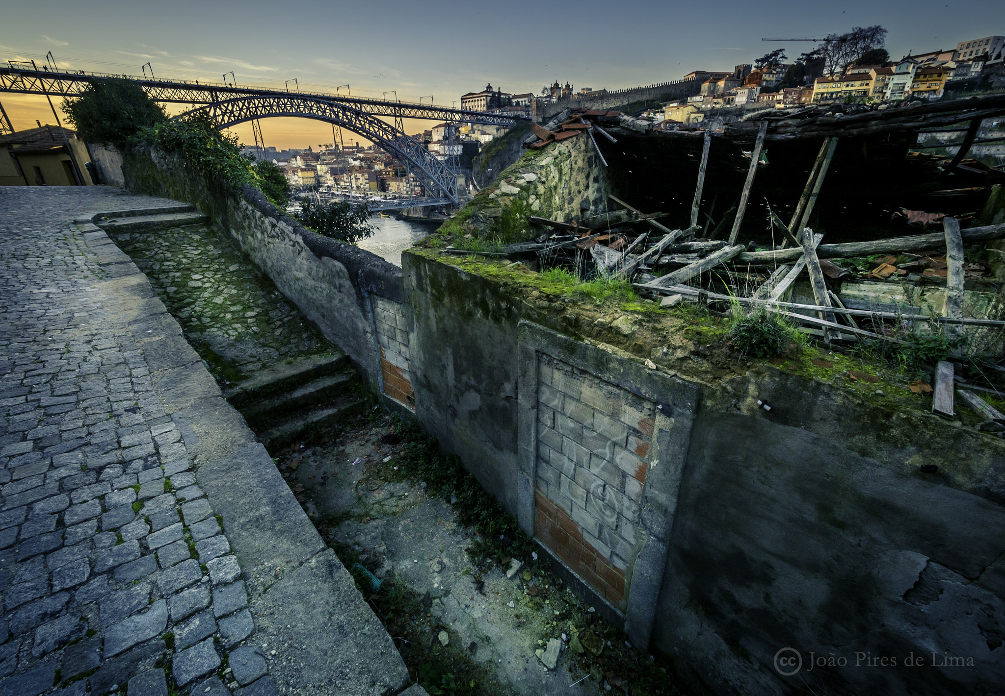 Olympus OM-D E-M5 II + Olympus M.Zuiko Digital ED 7-14mm F2.8 PRO sample photo. Porto antigo photography