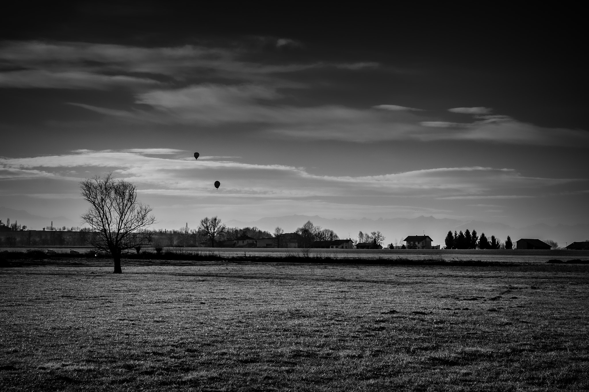 Fujifilm X-T10 + Fujifilm XF 16-55mm F2.8 R LM WR sample photo. The two lonely photography