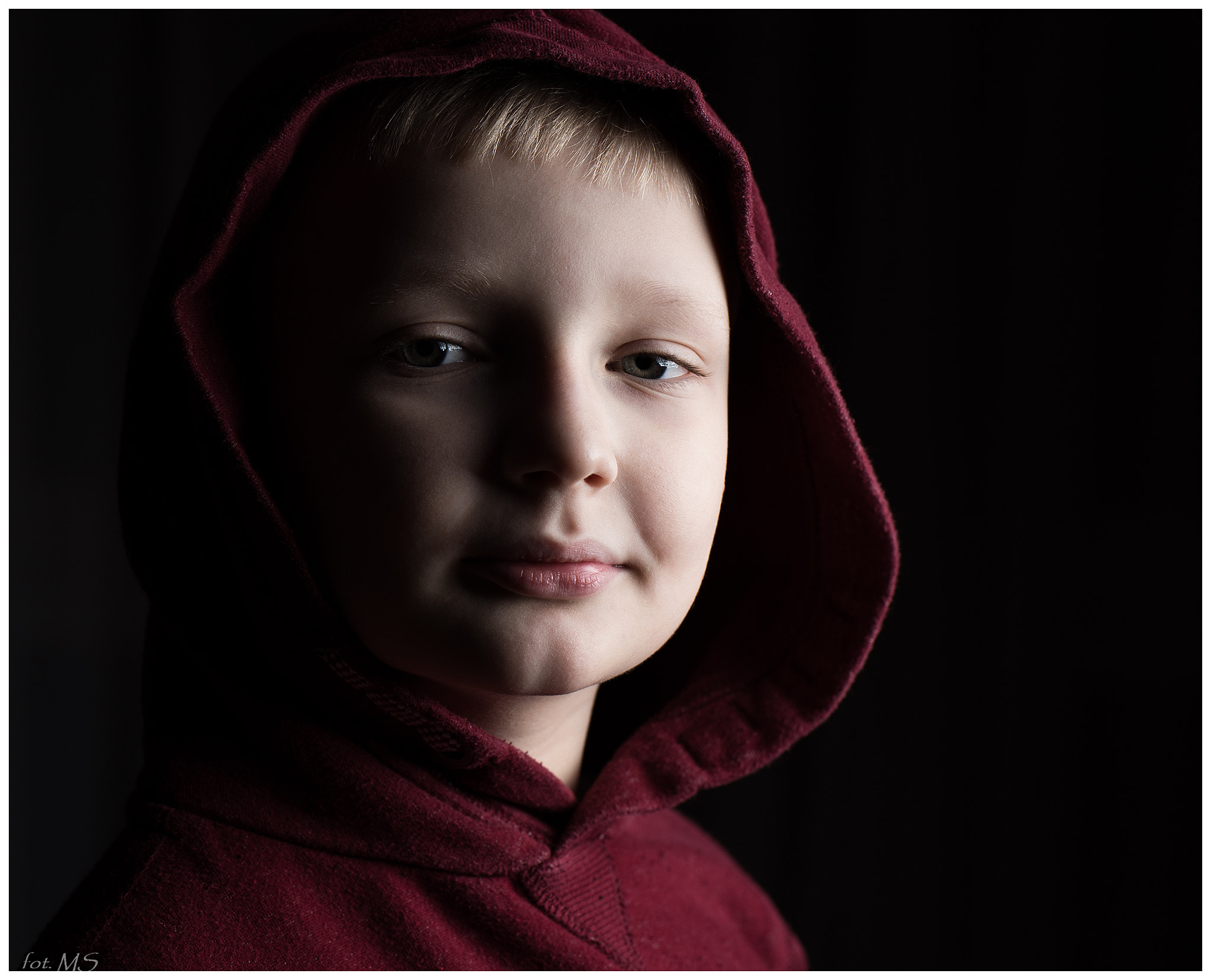 Nikon D750 + Sigma 105mm F2.8 EX DG Macro sample photo. Edit photography