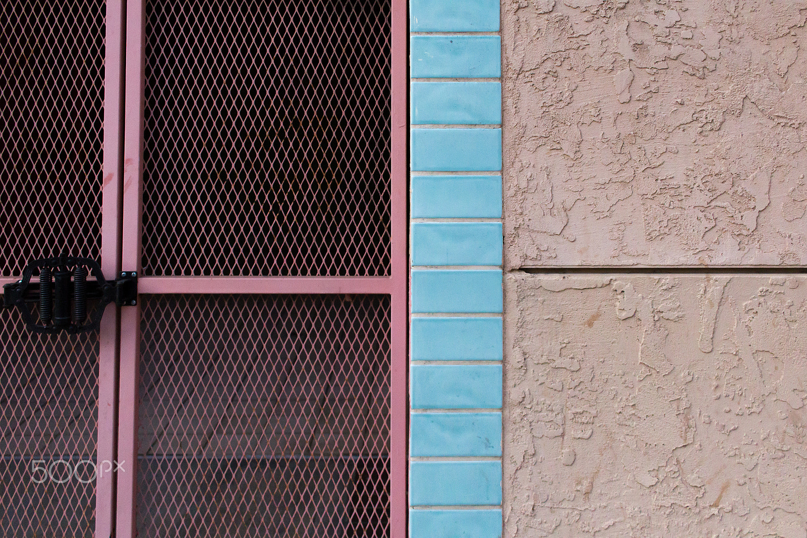 Canon EF-S 24mm F2.8 STM sample photo. Pastels photography