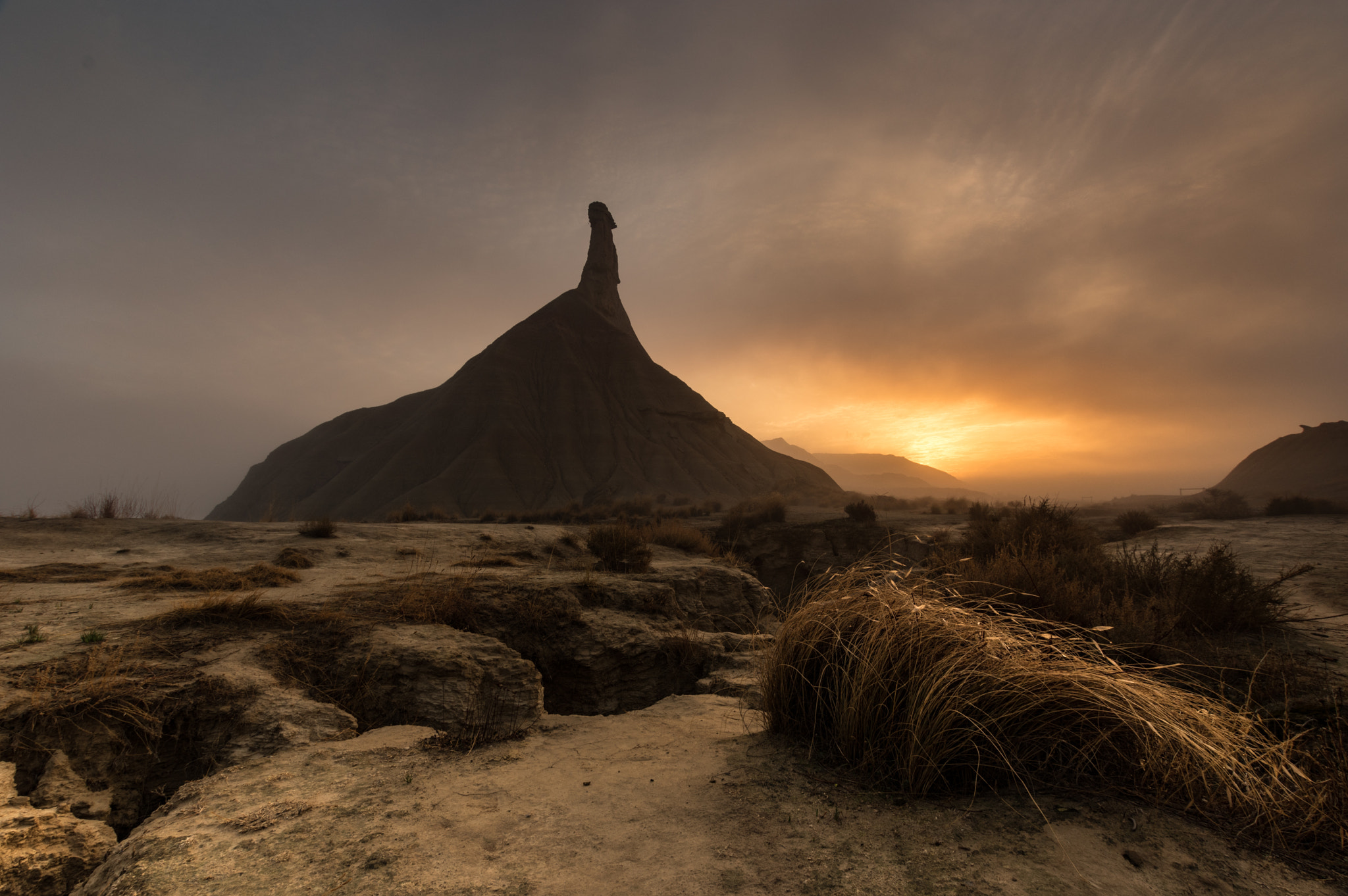 Sigma 10-20mm F3.5 EX DC HSM sample photo. Misty castil de tierra photography