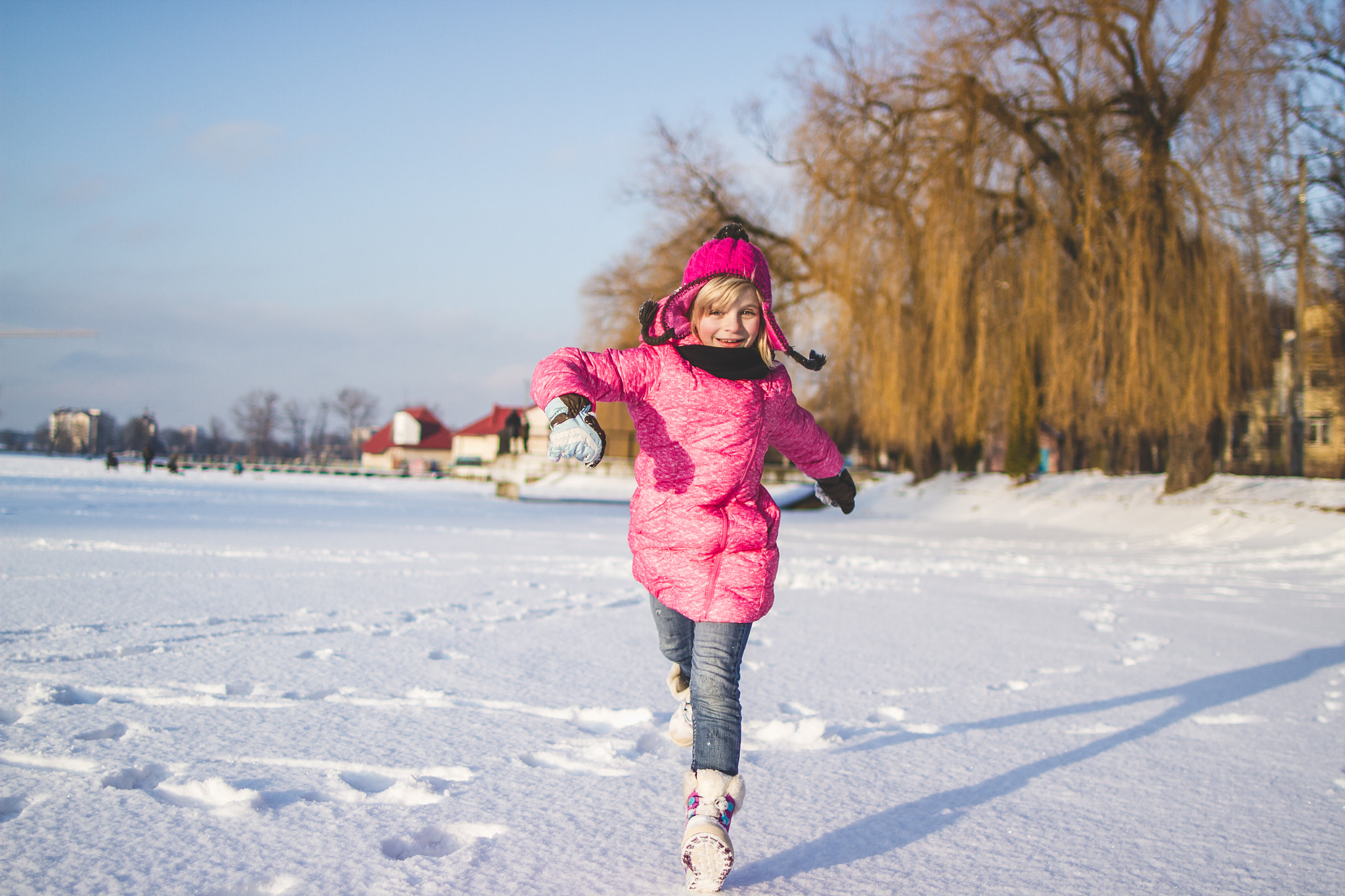 Canon EOS 7D + Canon EF 24mm F1.4L II USM sample photo. Winter time photography