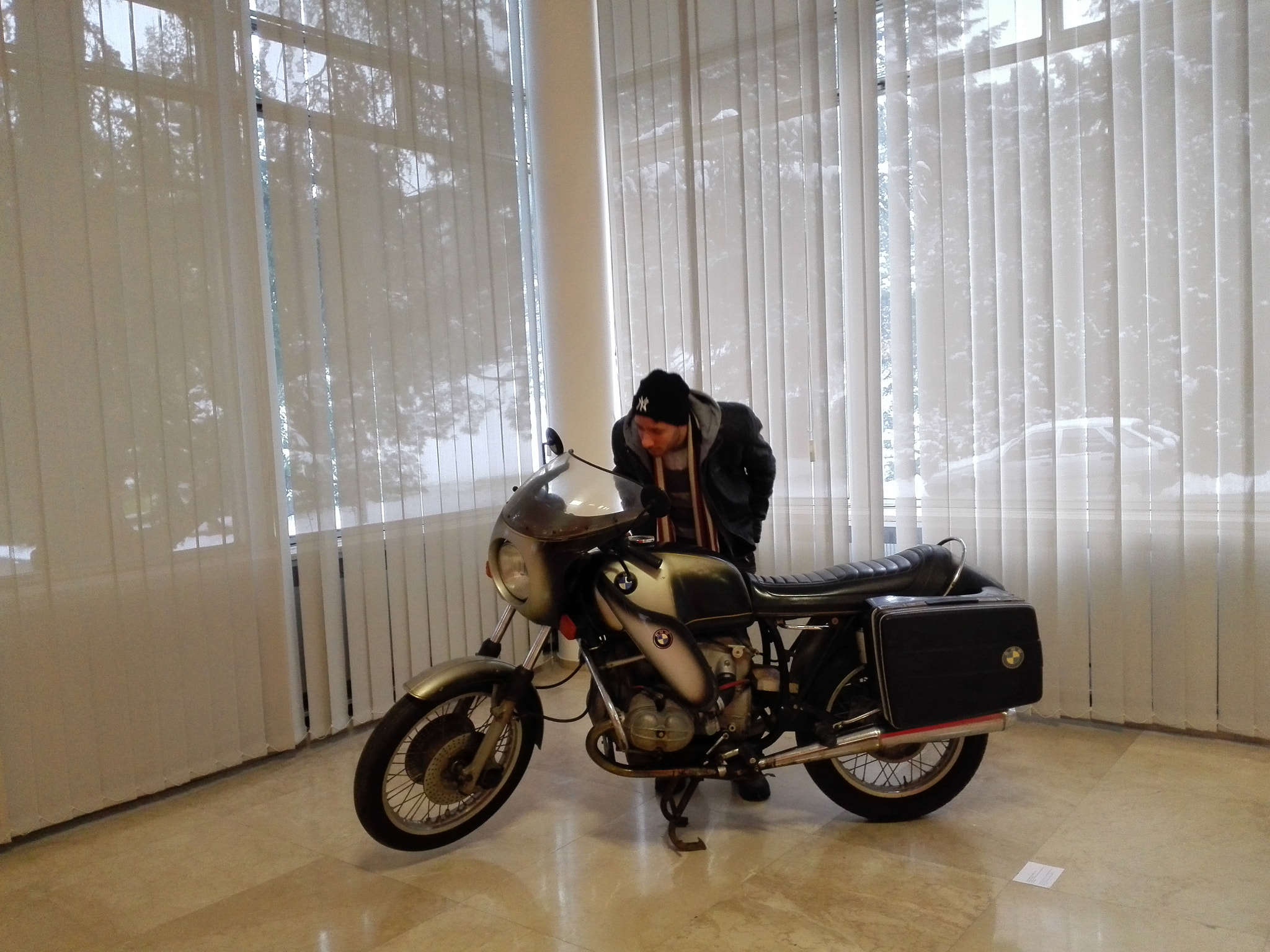 HUAWEI P7-L10 sample photo. Museum photography
