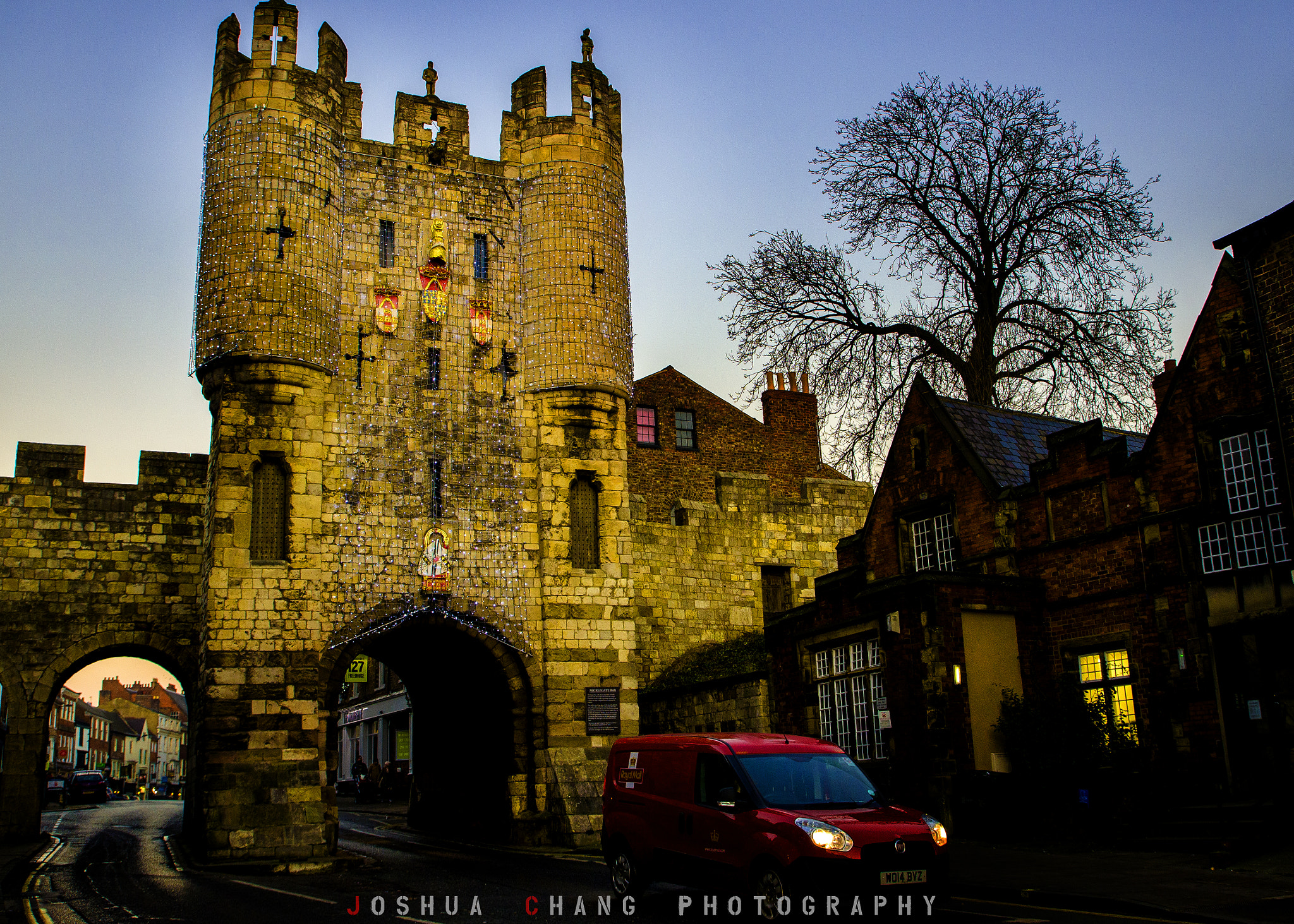 Nikon D7000 sample photo. York city walls with gate photography