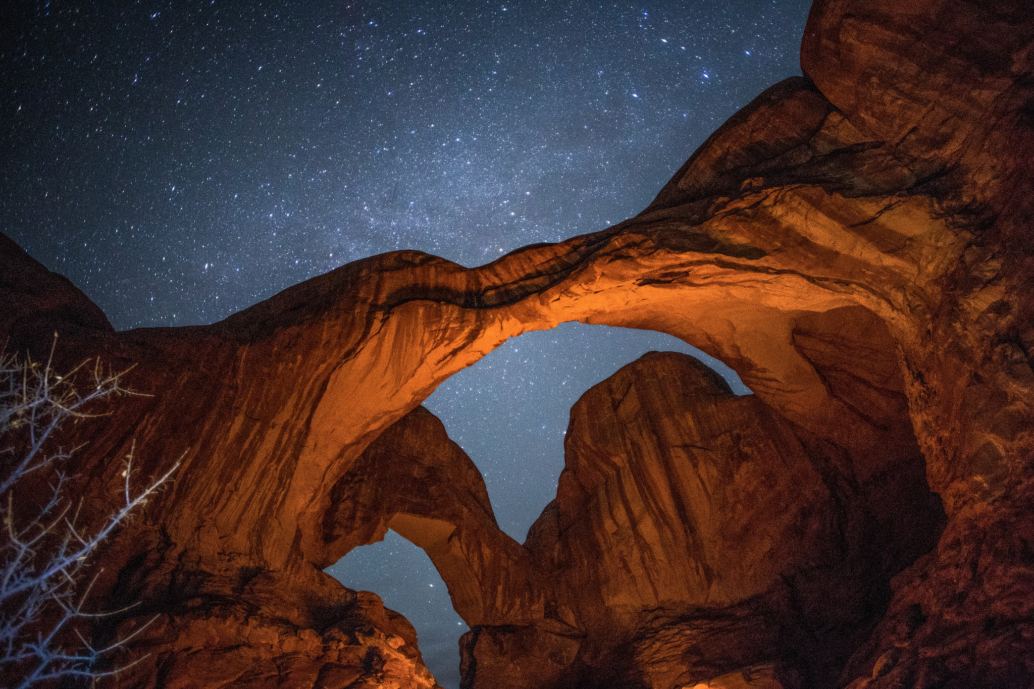 Canon EOS 6D + Canon EF 20mm F2.8 USM sample photo. Double arch under the starlight. arches np, ut photography