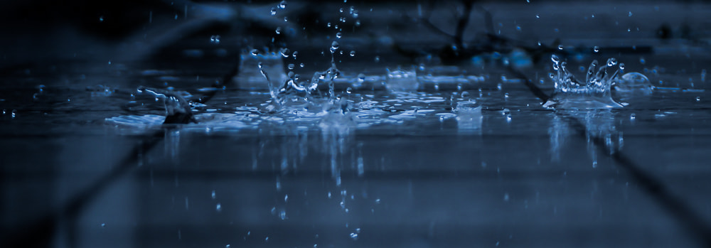 Canon EF 28-80mm f/3.5-5.6 sample photo. Water drops photography