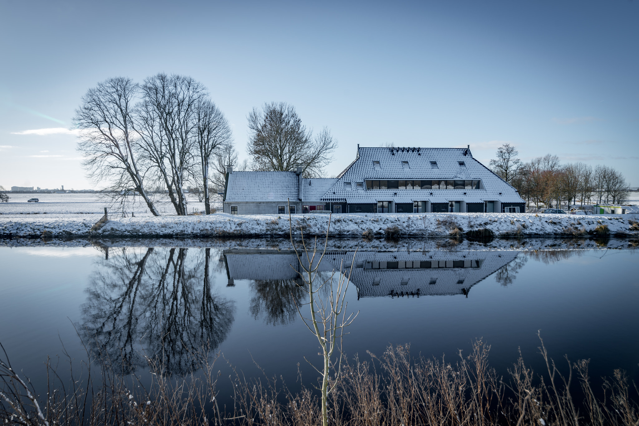 Nikon D800 + Tokina AT-X 16-28mm F2.8 Pro FX sample photo. Winter in groningen photography