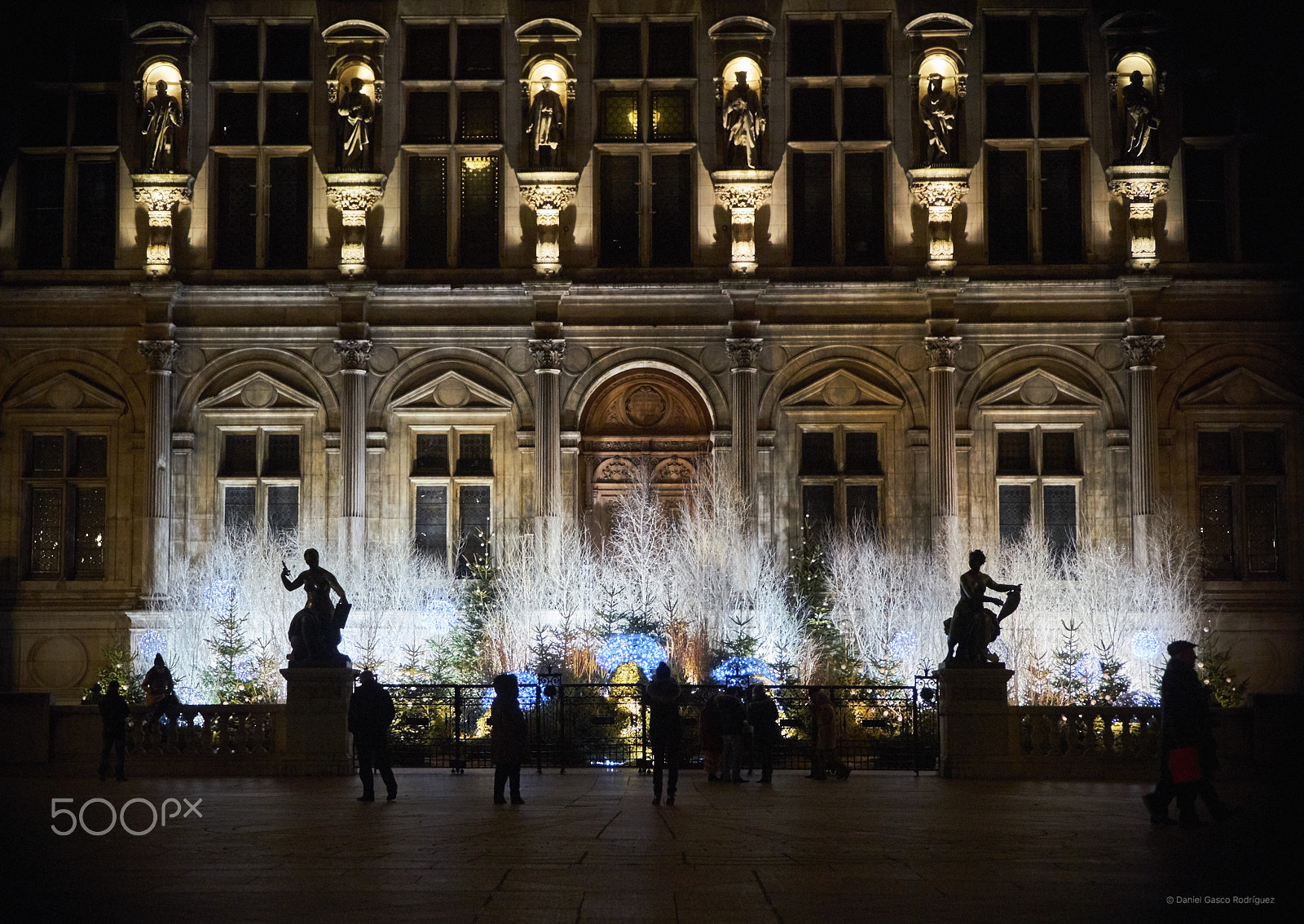Sony a7R + Sony E PZ 18-105mm F4 G OSS sample photo. Paris photography