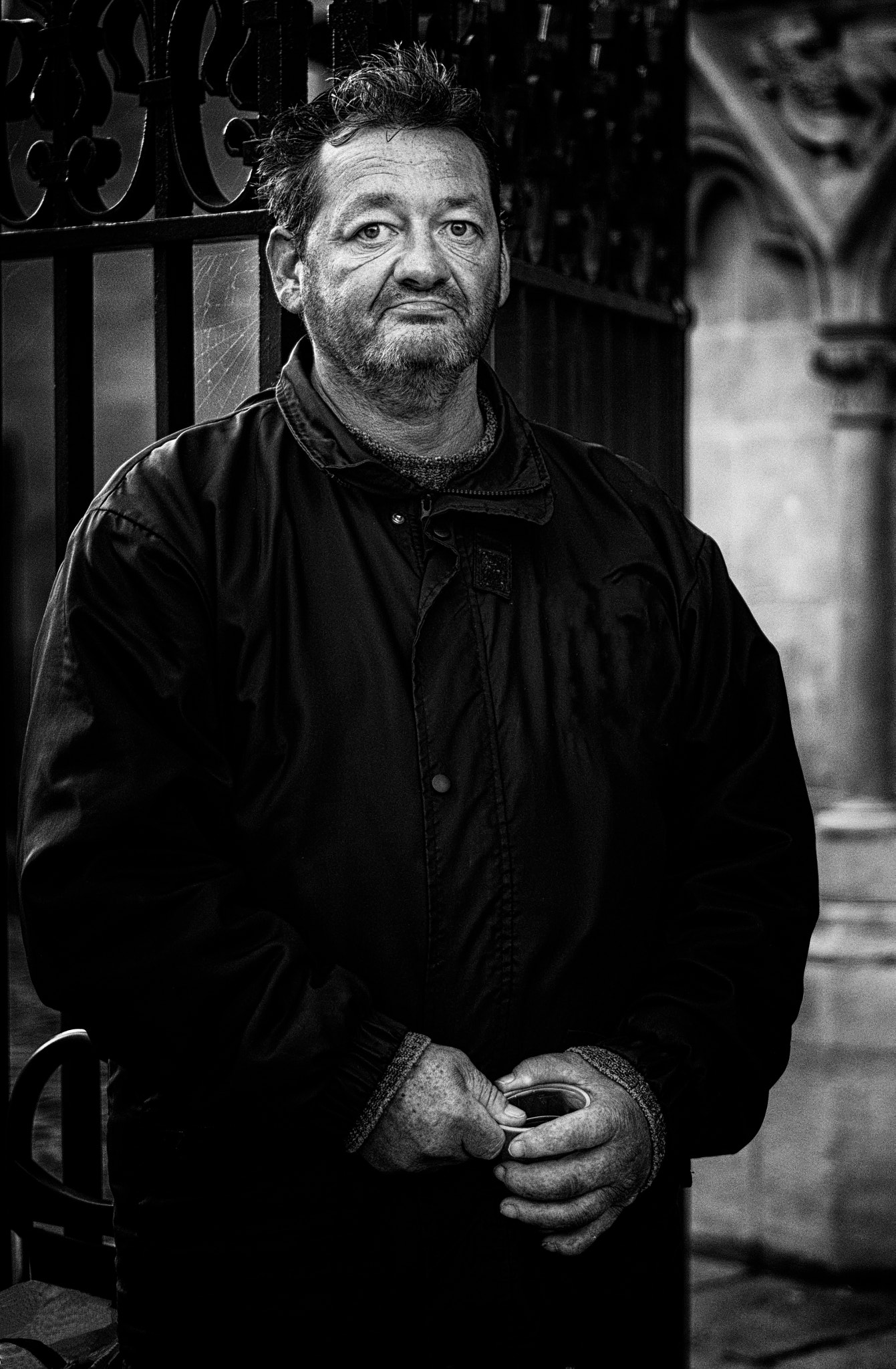 Sony SLT-A65 (SLT-A65V) + Sony DT 50mm F1.8 SAM sample photo. << l'homme de la cathédrale >> photography