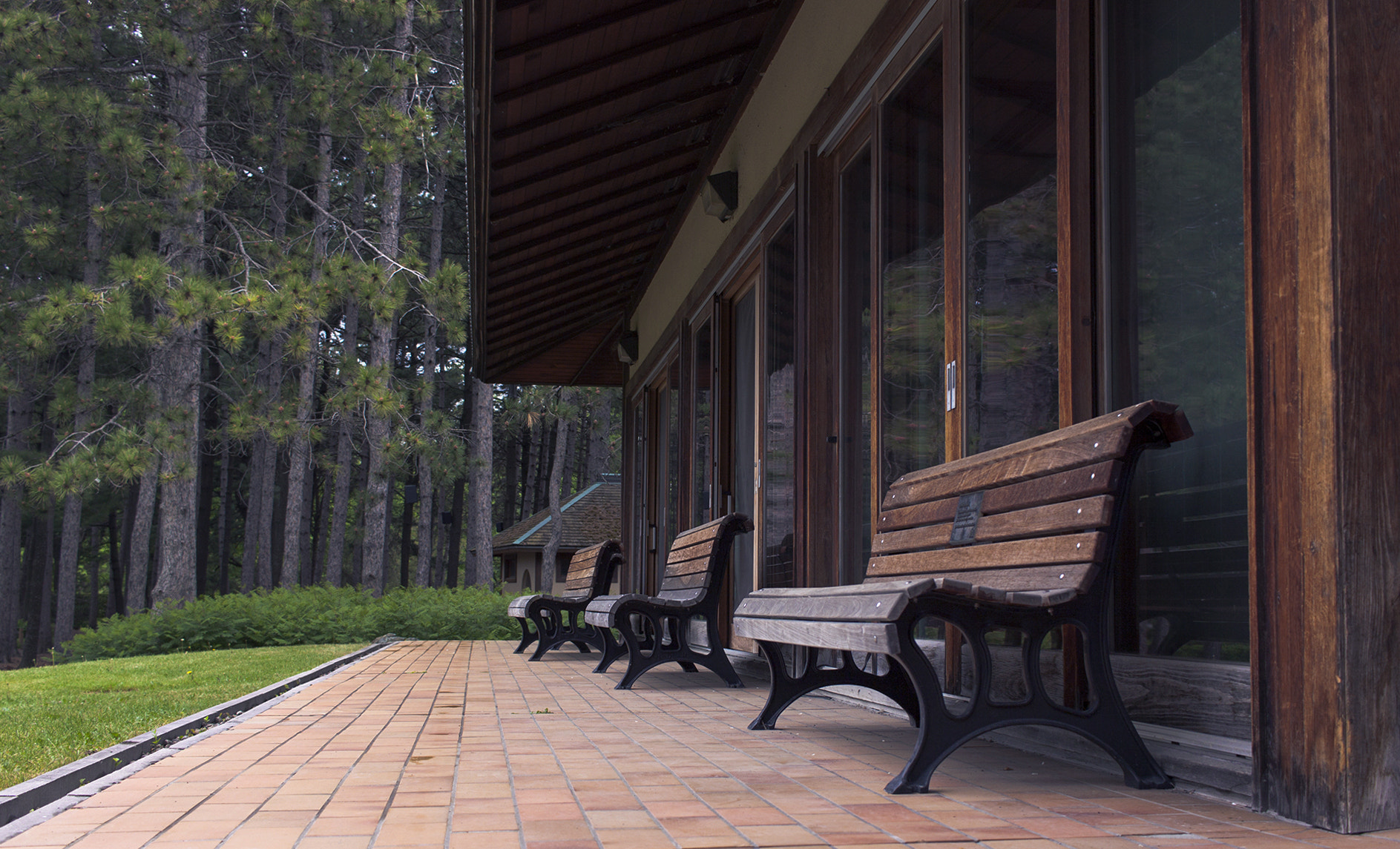 Canon EF-S 24mm F2.8 STM sample photo. Japanese garden photography