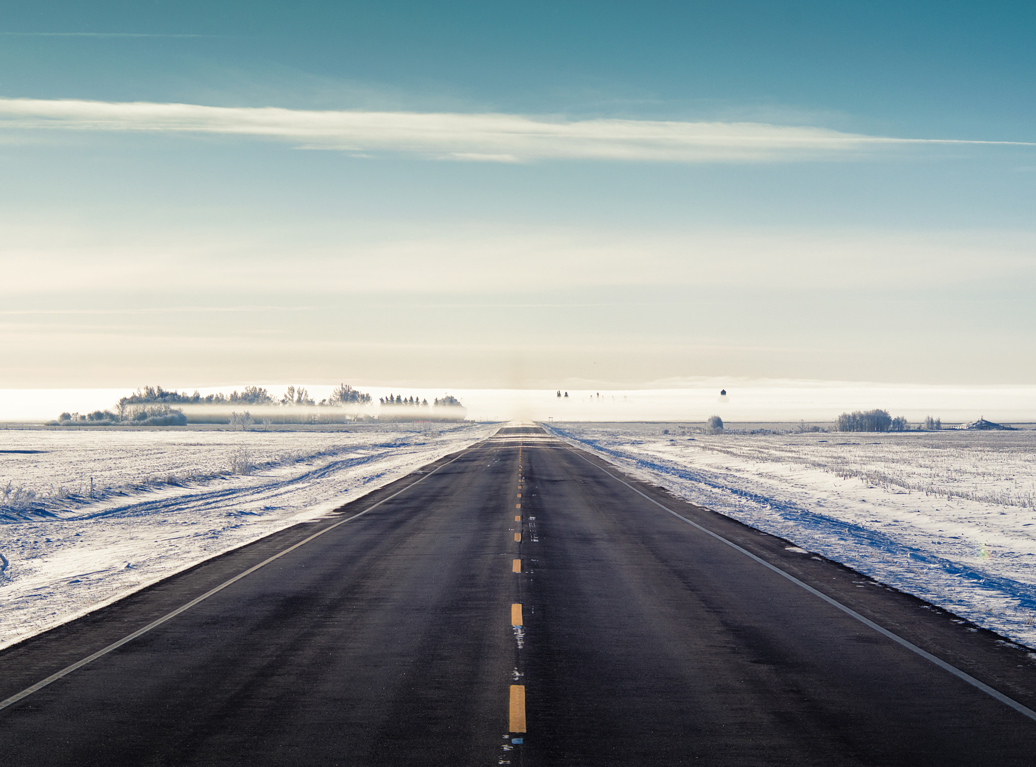 AF Nikkor 70-210mm f/4-5.6D sample photo. Low fog in unity saskatchewan photography