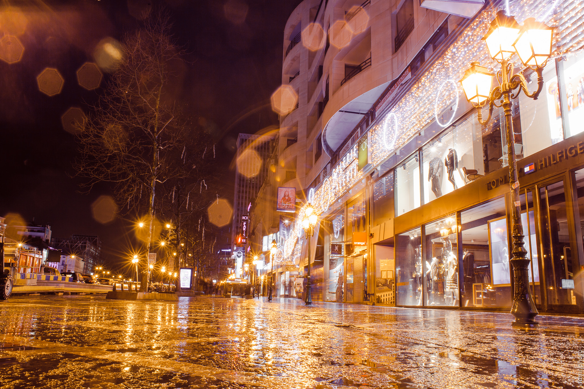 Canon EF 28mm F1.8 USM sample photo. Avenue de la toison d'or photography