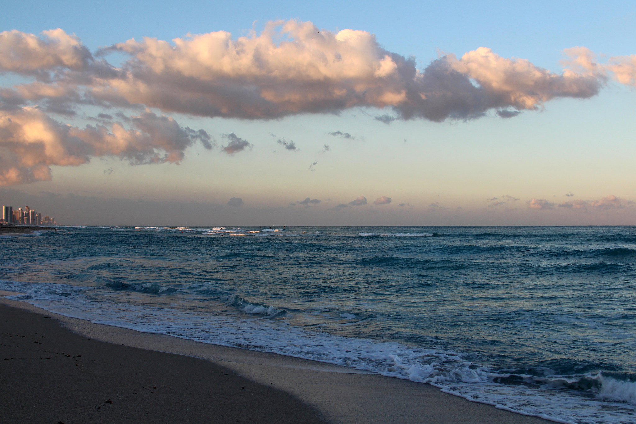 Canon EF 28-135mm F3.5-5.6 IS USM sample photo. Austrinus distant buildings photography