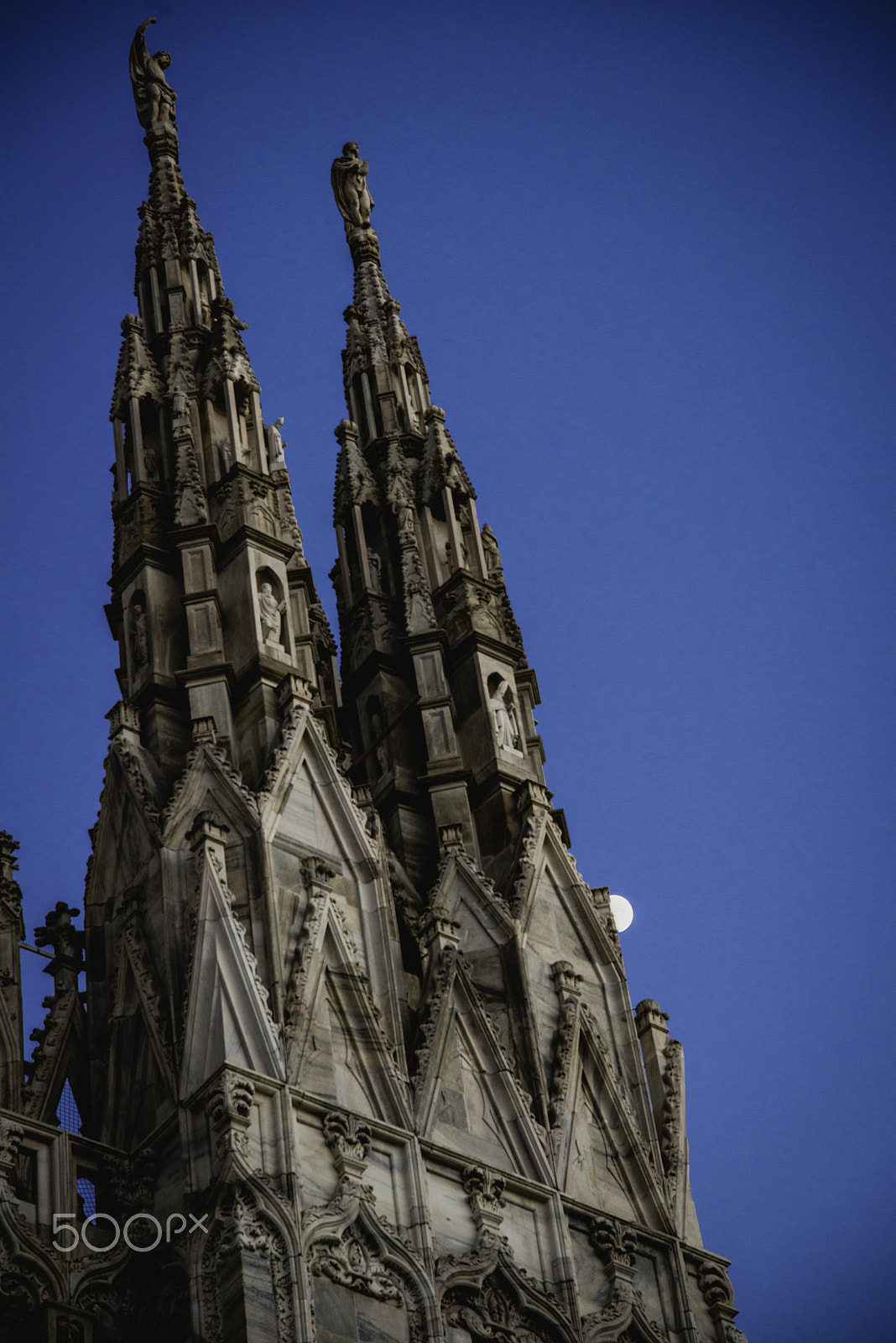 Nikon D800 + Sigma 24-105mm F4 DG OS HSM Art sample photo. Duomo milano photography